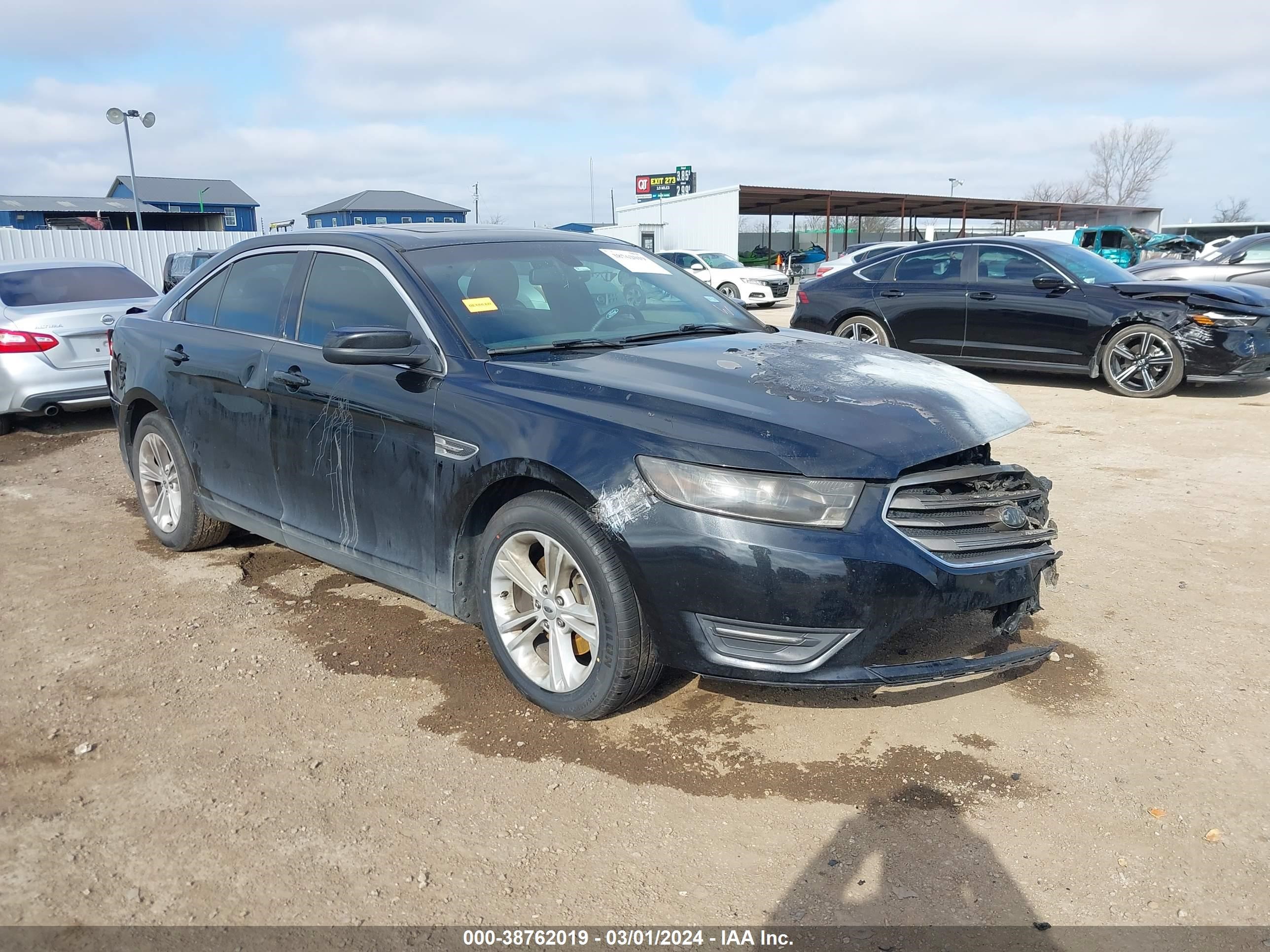 FORD TAURUS 2015 1fahp2e89fg207159