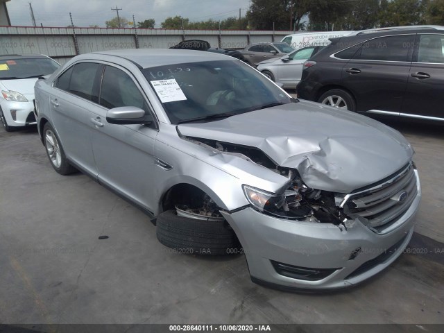 FORD TAURUS 2018 1fahp2e89jg113968