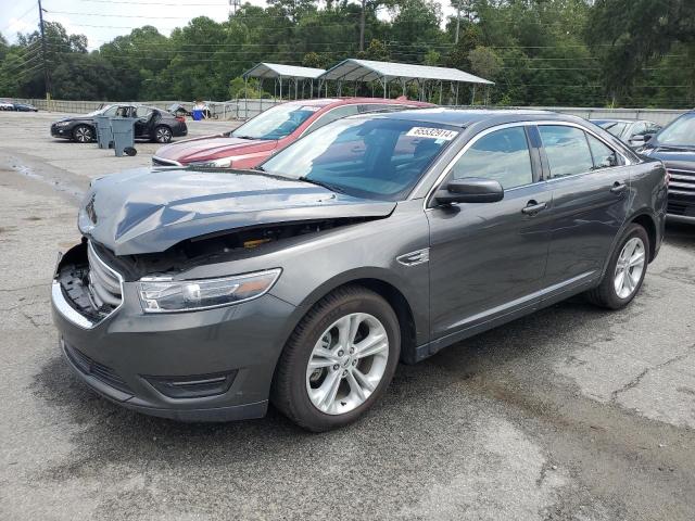 FORD TAURUS 2018 1fahp2e89jg116739