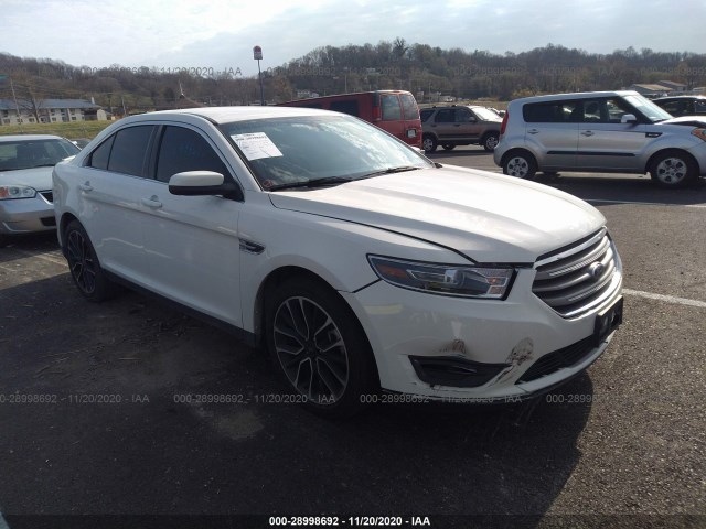 FORD TAURUS 2018 1fahp2e8xjg142346