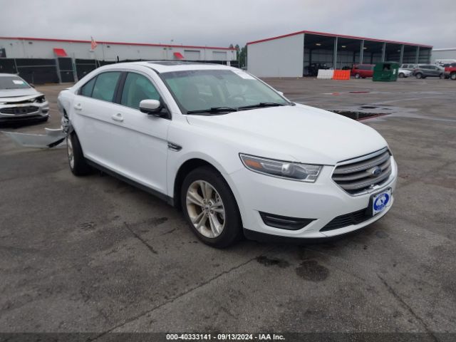 FORD TAURUS 2019 1fahp2e8xkg100194