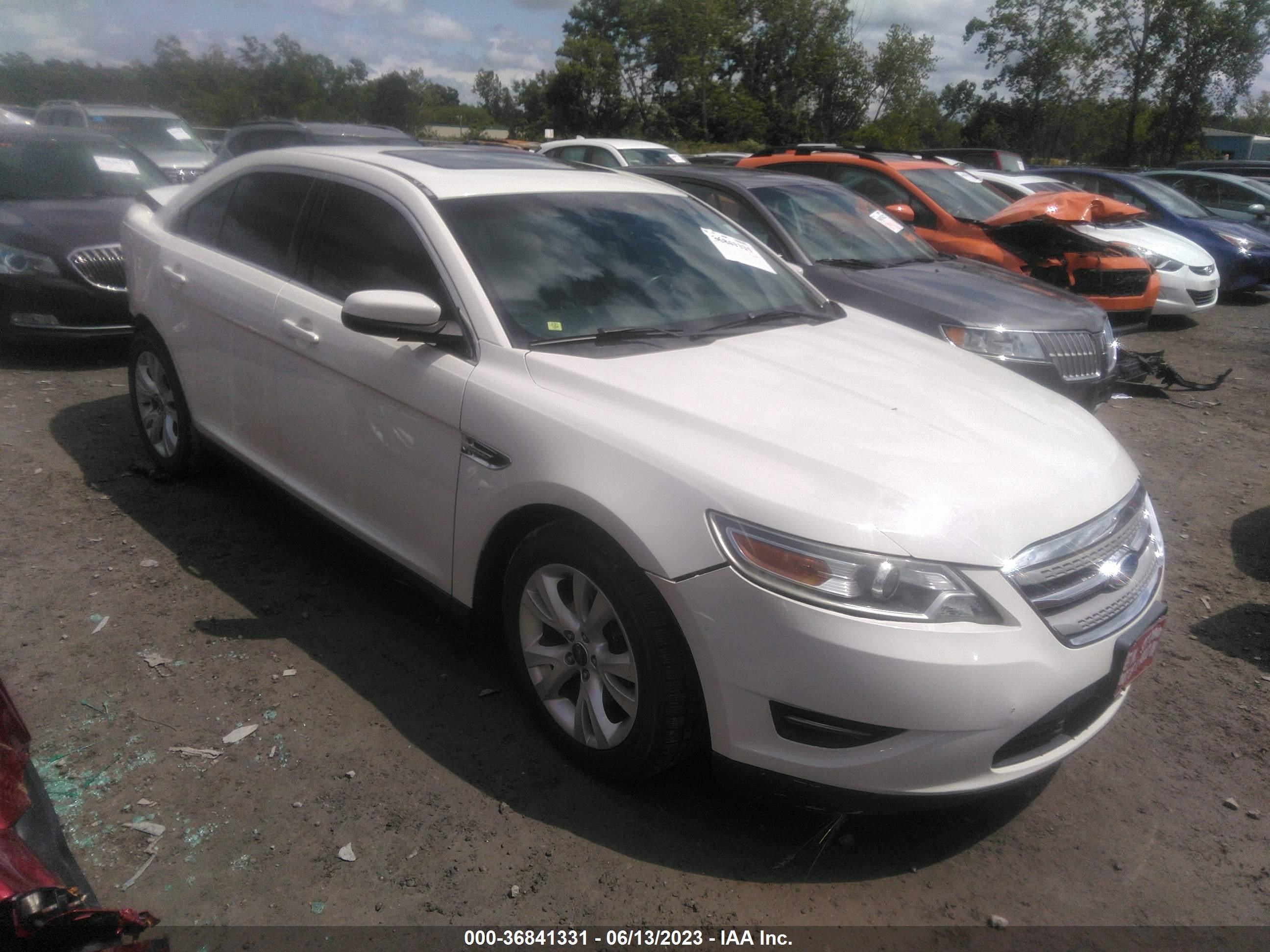 FORD TAURUS 2011 1fahp2ew3bg167010