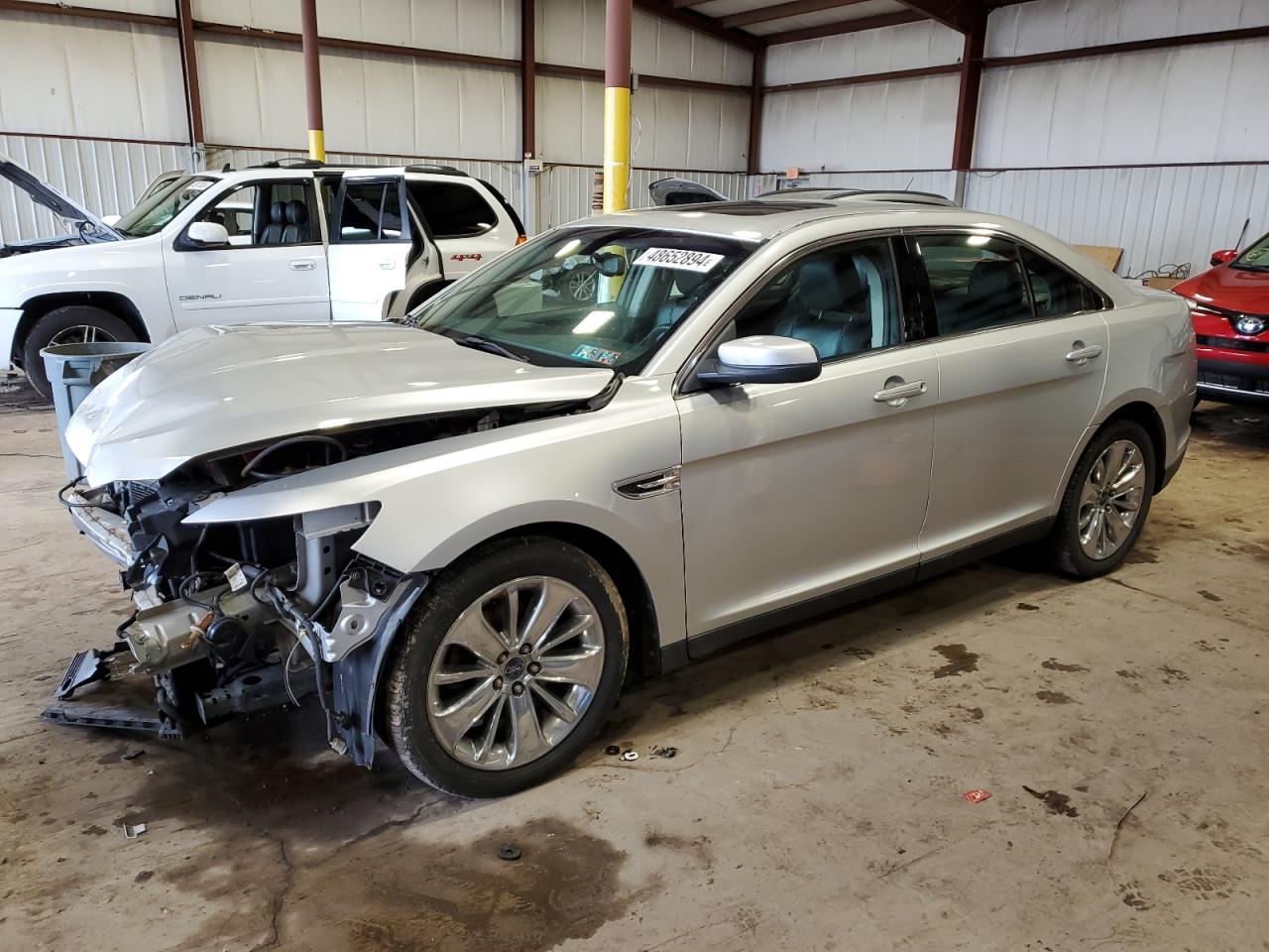 FORD TAURUS 2011 1fahp2ew6bg103365