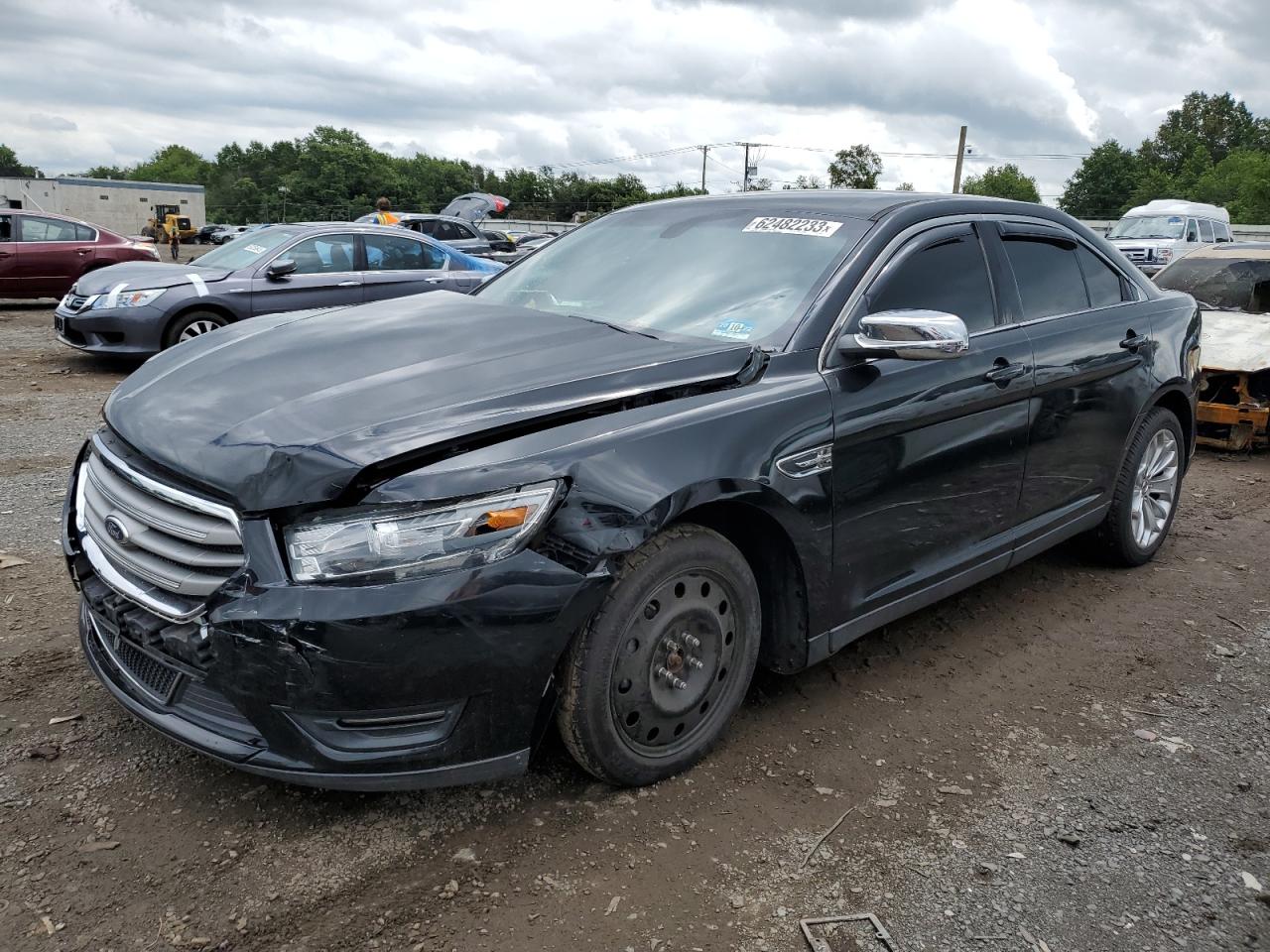 FORD TAURUS 2015 1fahp2f80fg102735