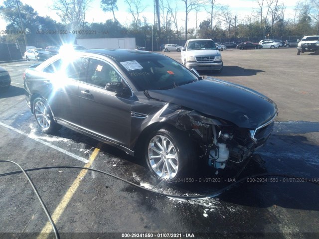 FORD TAURUS 2018 1fahp2f82jg126477