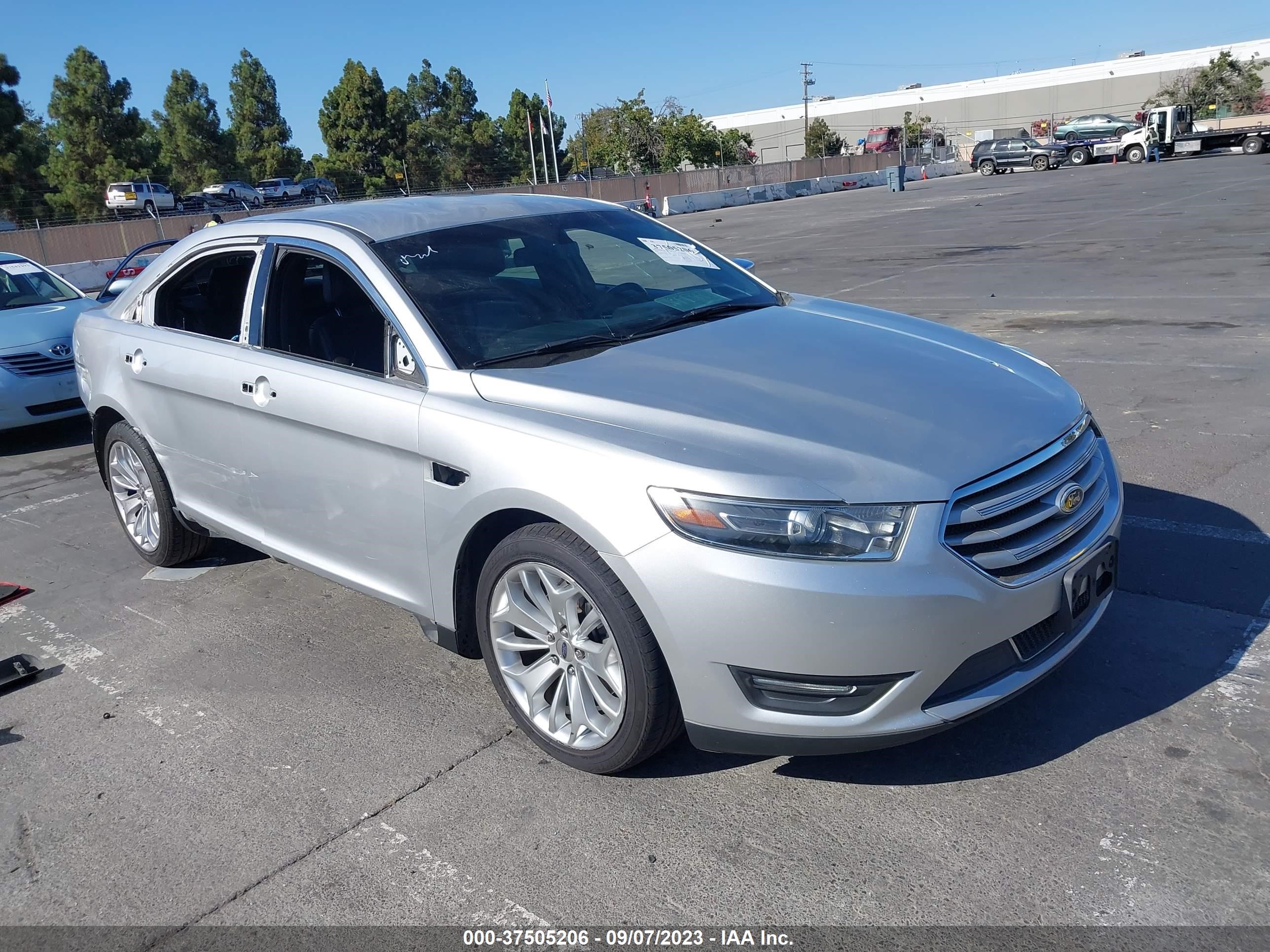 FORD TAURUS 2016 1fahp2f83gg104691