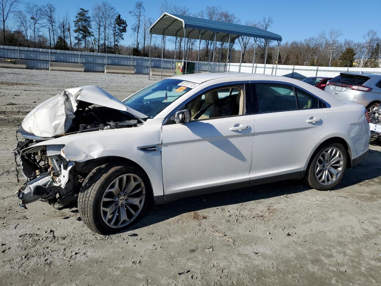 FORD TAURUS 2017 1fahp2f85hg119209