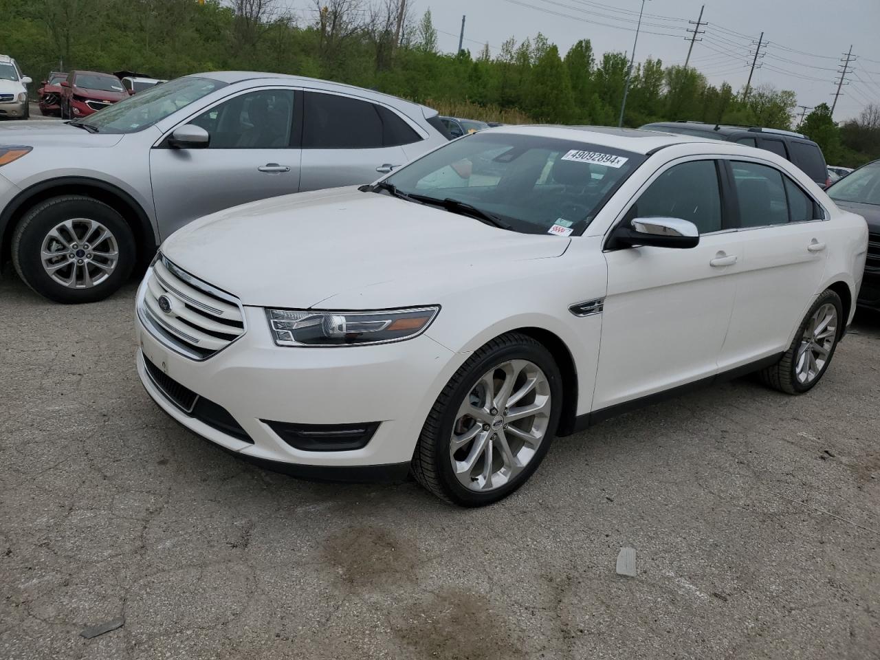 FORD TAURUS 2018 1fahp2f89jg114066