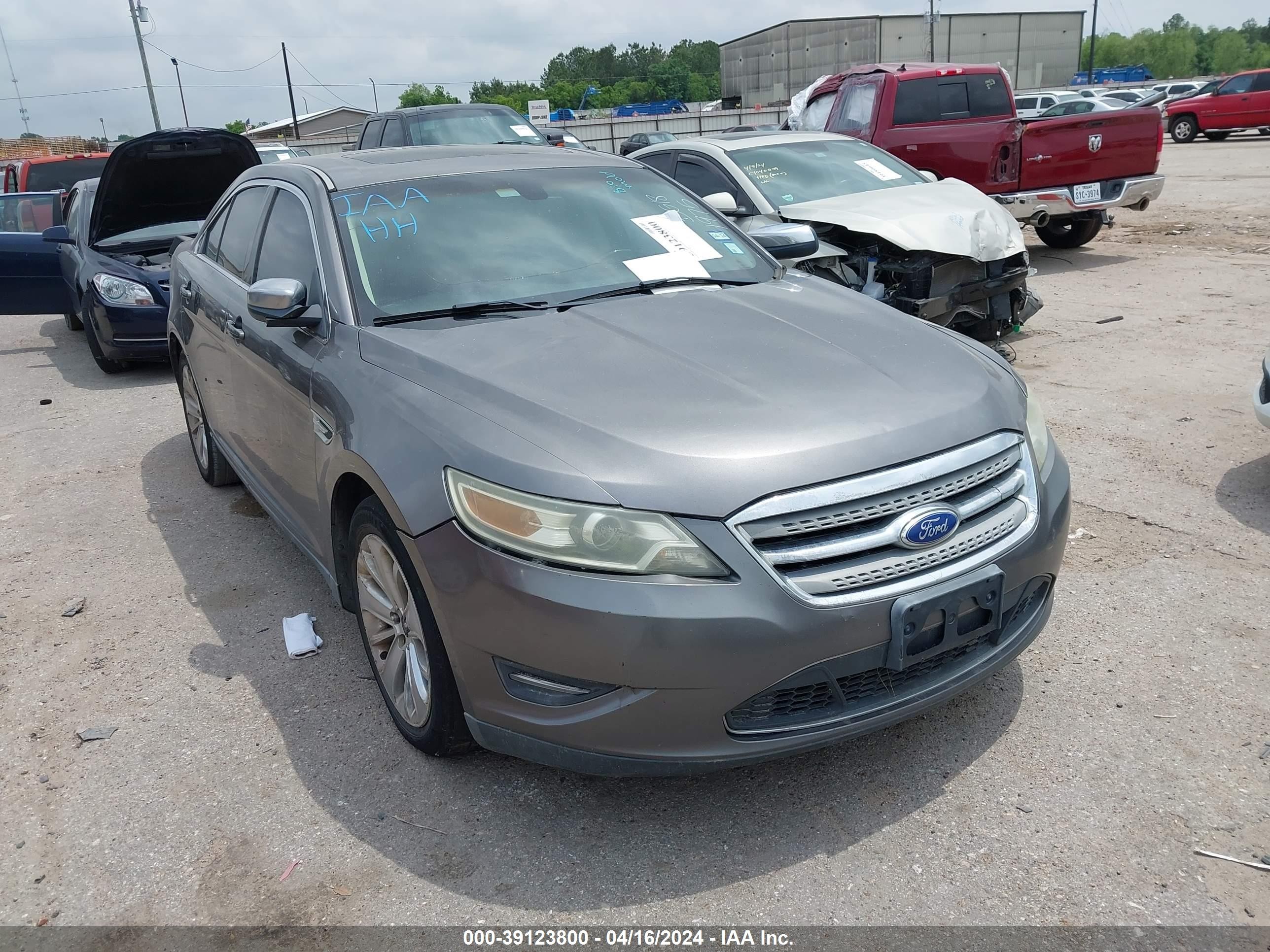 FORD TAURUS 2011 1fahp2fw0bg184975