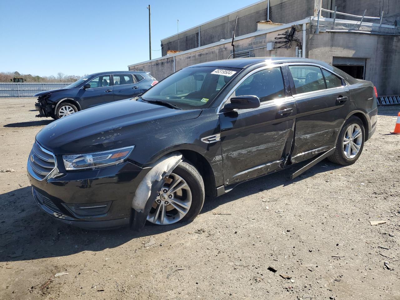 FORD TAURUS 2015 1fahp2h81fg187906