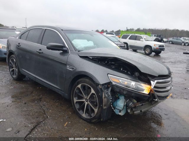 FORD TAURUS 2018 1fahp2h82jg100068