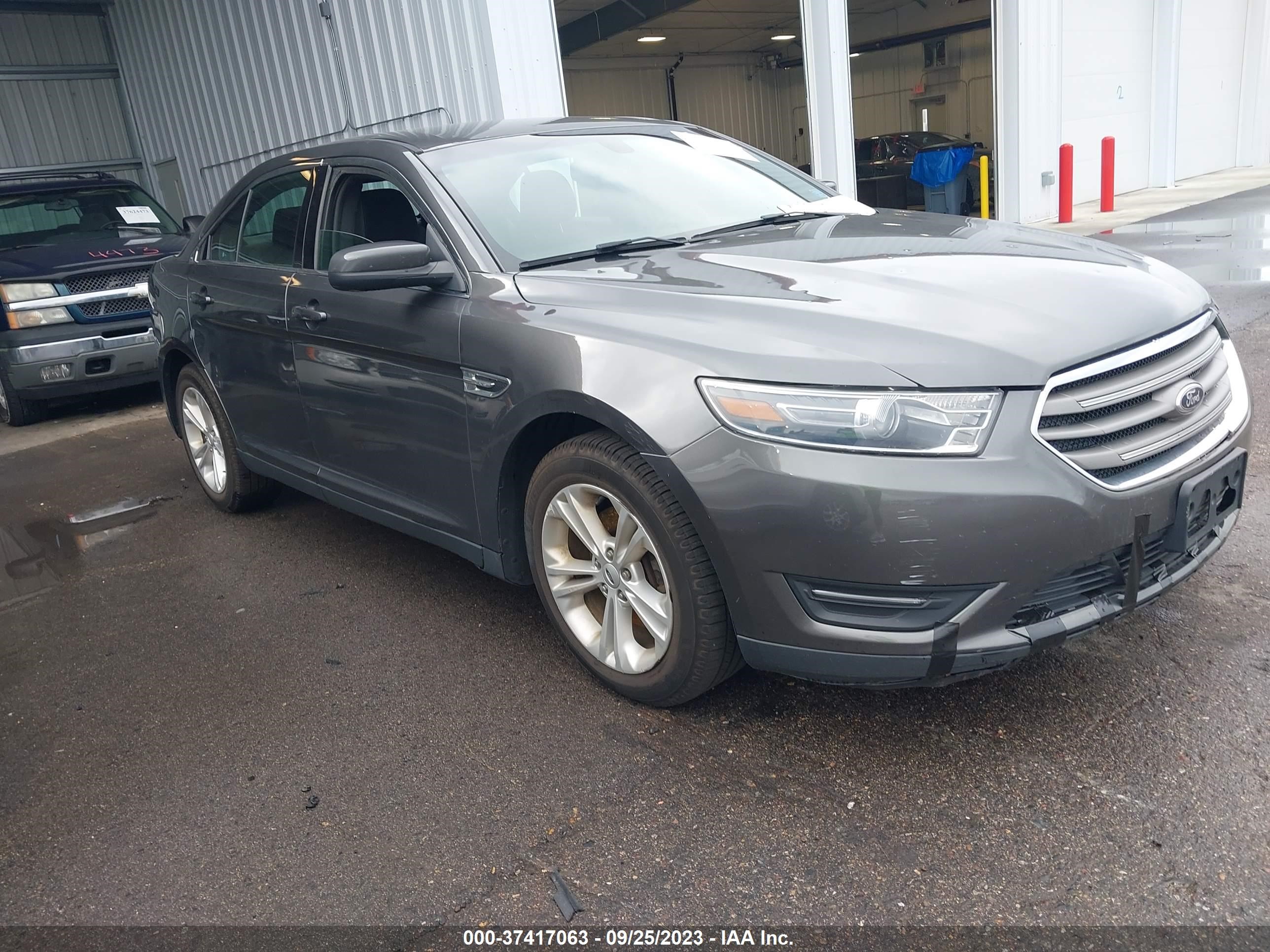 FORD TAURUS 2015 1fahp2h85fg128924