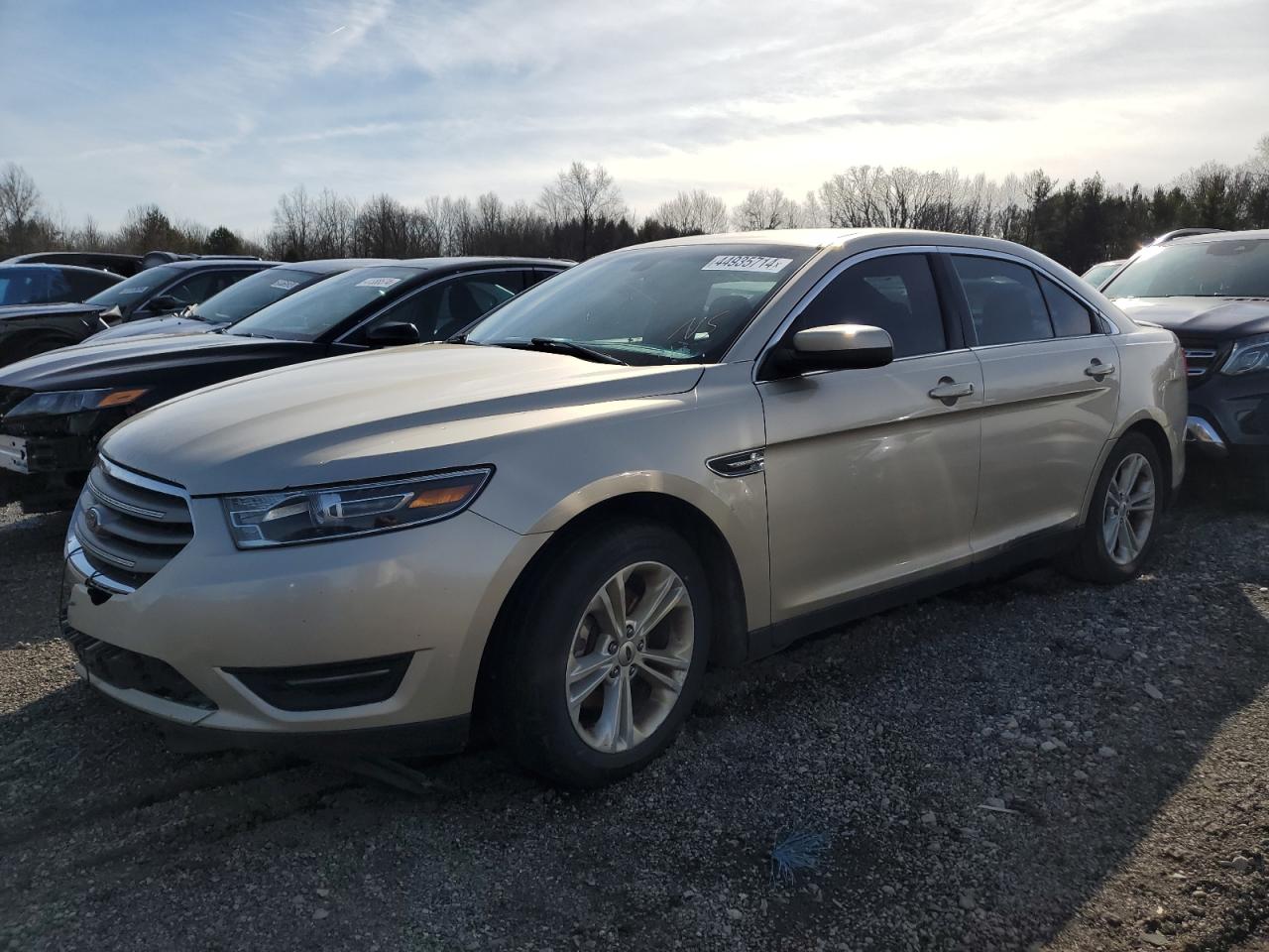 FORD TAURUS 2018 1fahp2h87jg100020