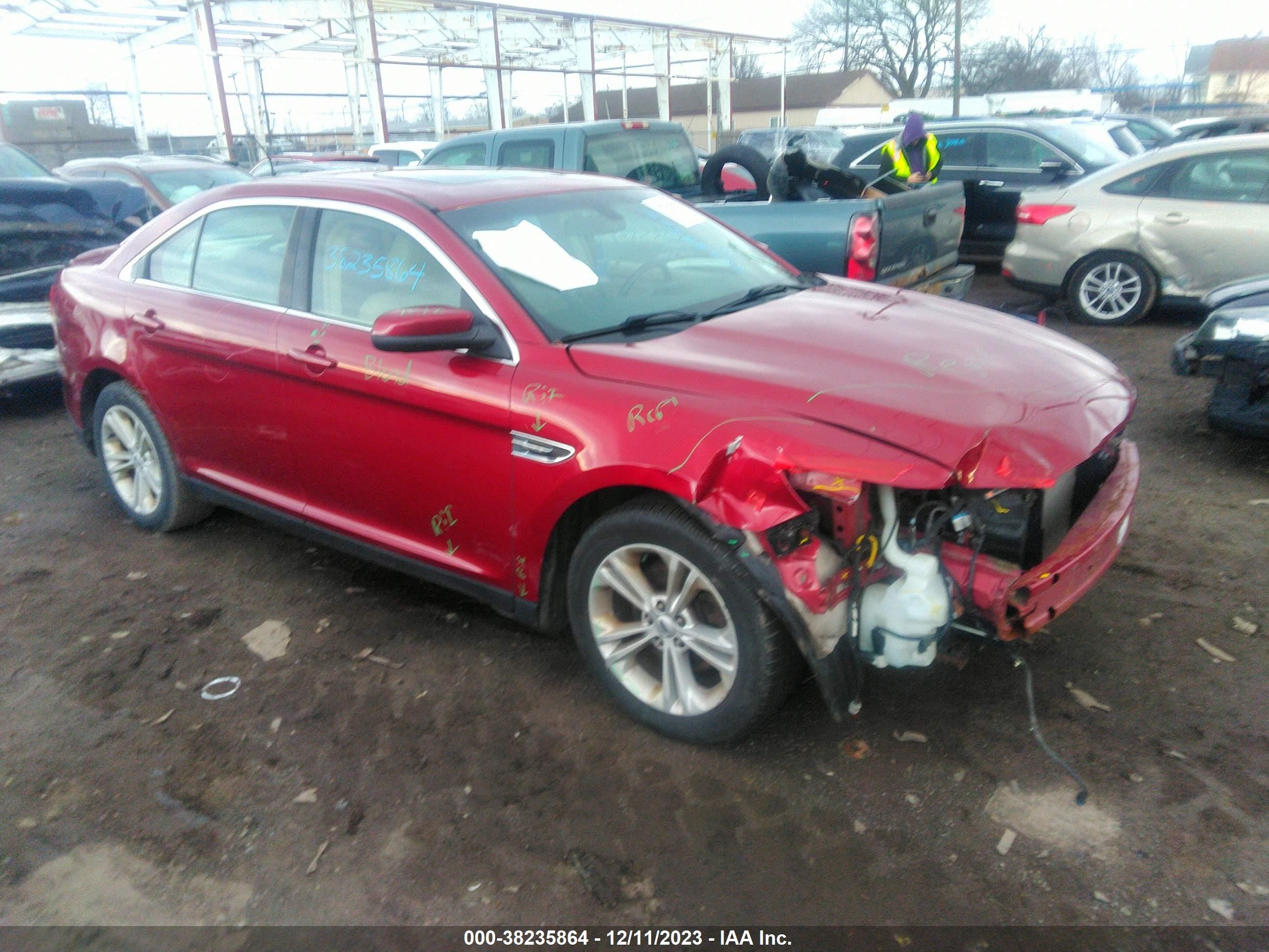 FORD TAURUS 2015 1fahp2h88fg101586