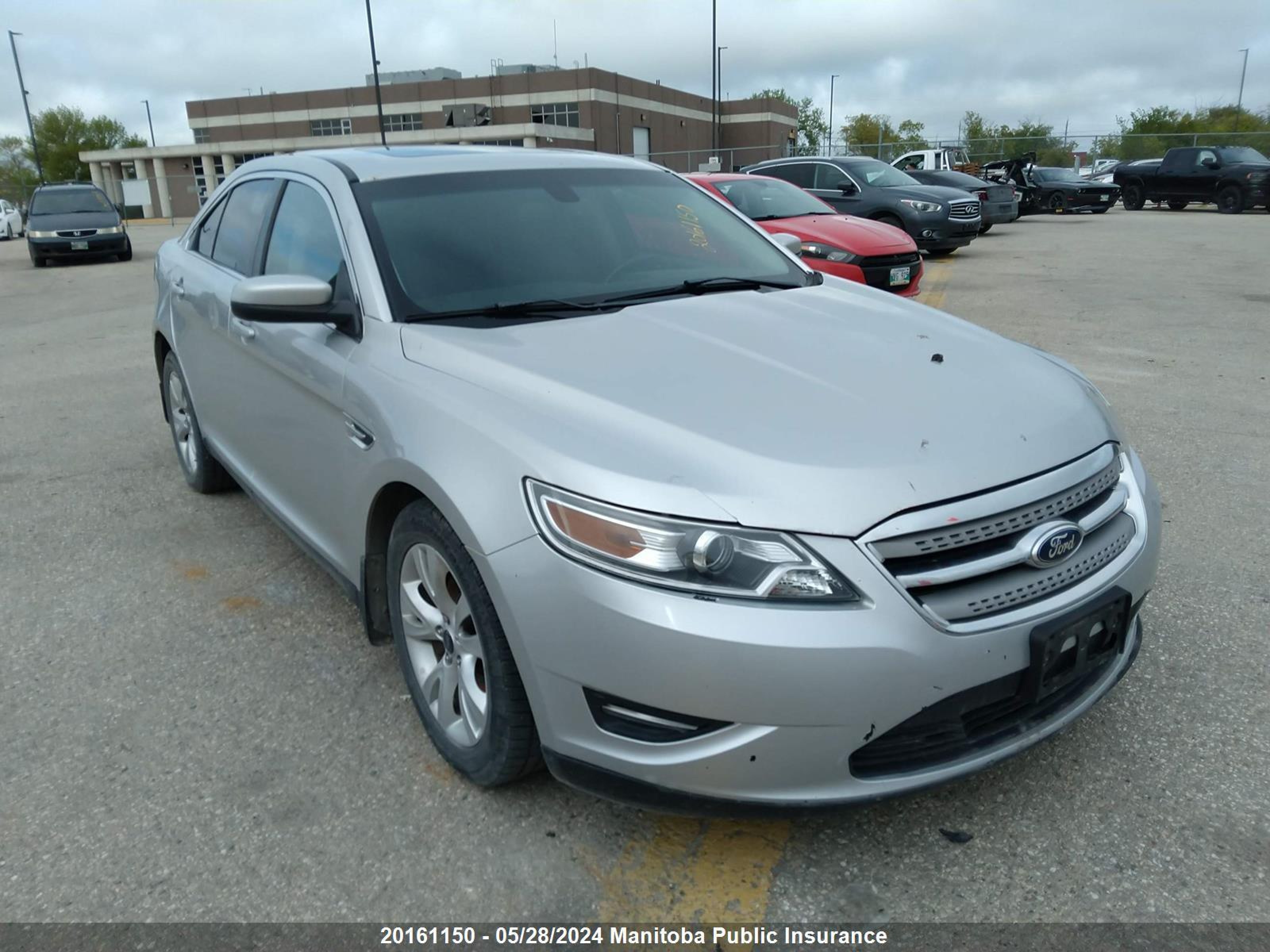 FORD TAURUS 2011 1fahp2hw5bg145893