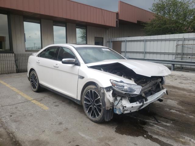 FORD TAURUS LIM 2019 1fahp2j81kg116869