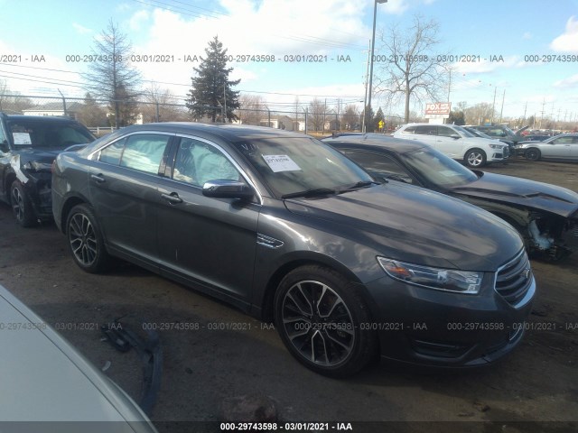 FORD TAURUS 2019 1fahp2j82kg115987