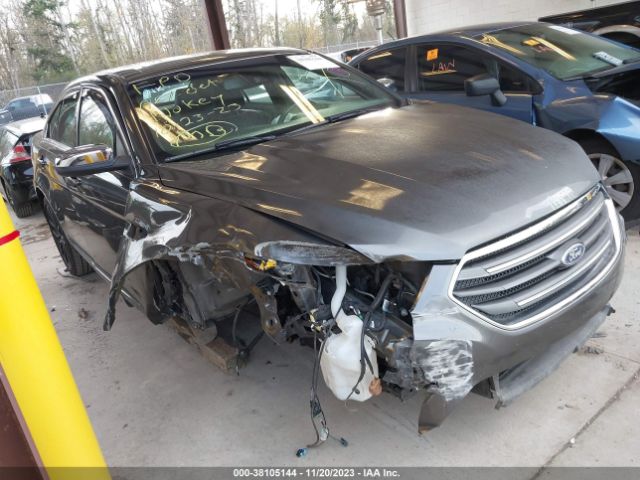 FORD TAURUS 2019 1fahp2j89kg118904