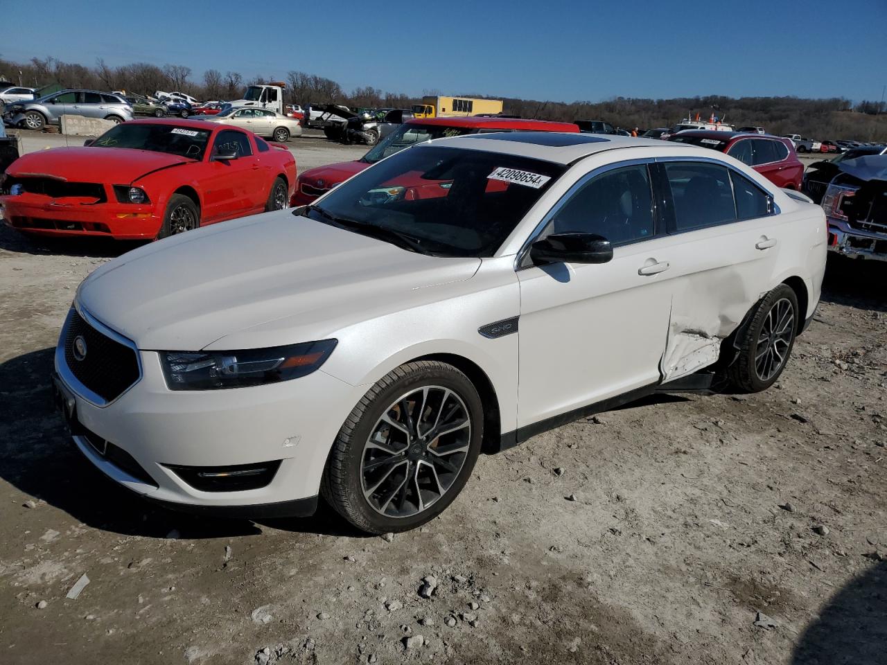 FORD TAURUS 2017 1fahp2kt0hg114705