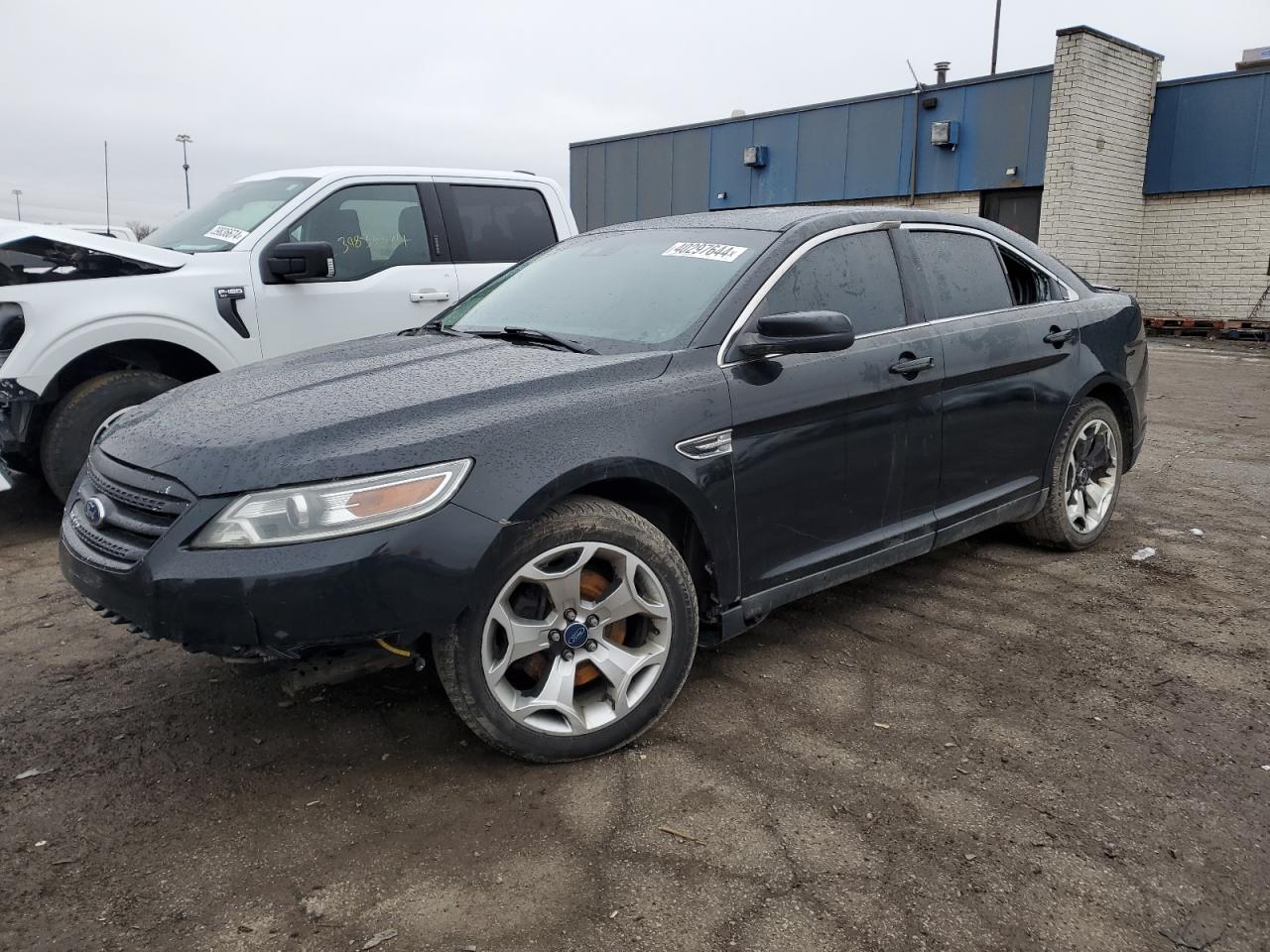 FORD TAURUS 2010 1fahp2kt7ag140630