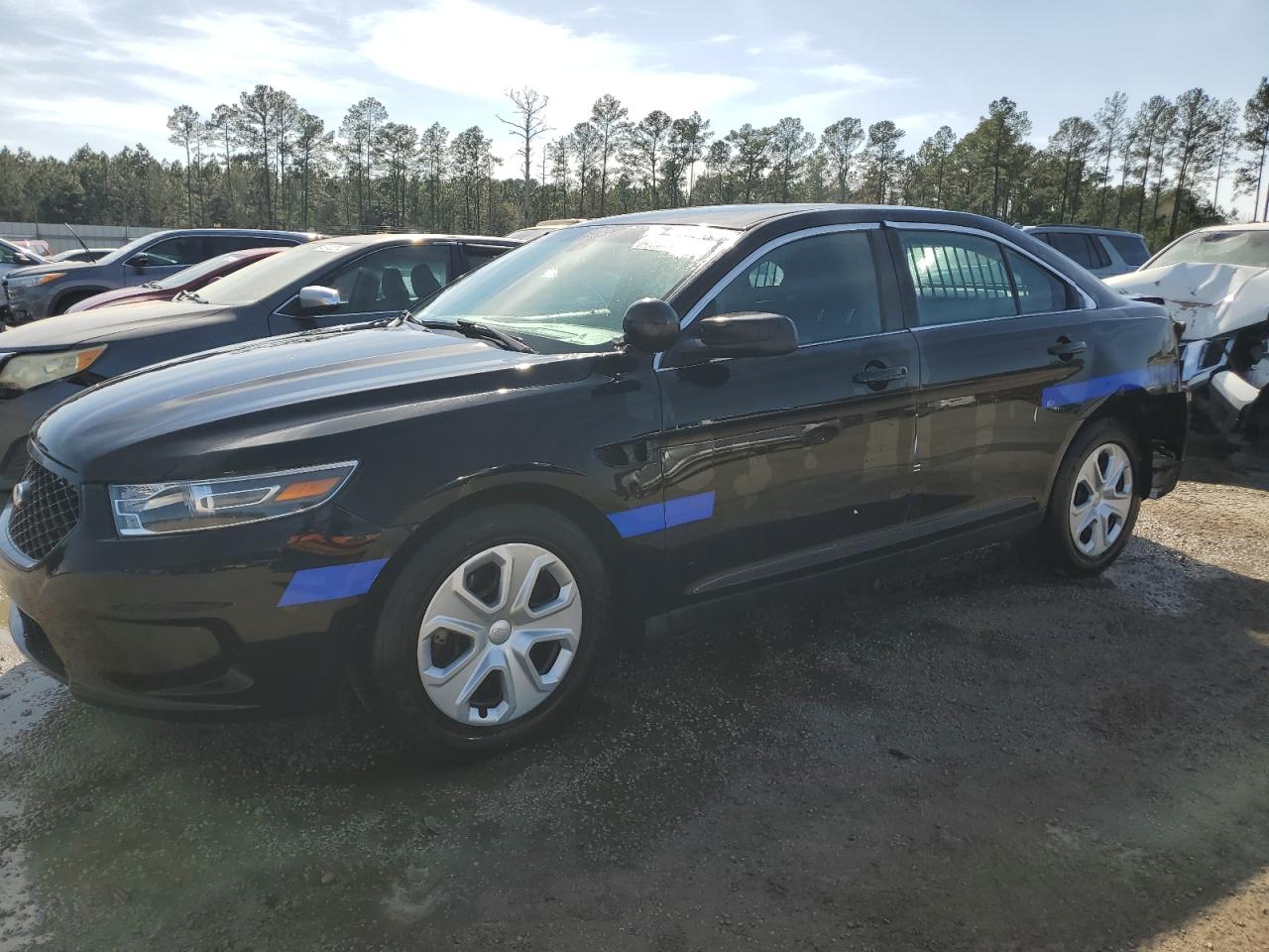 FORD TAURUS 2018 1fahp2l86jg133825