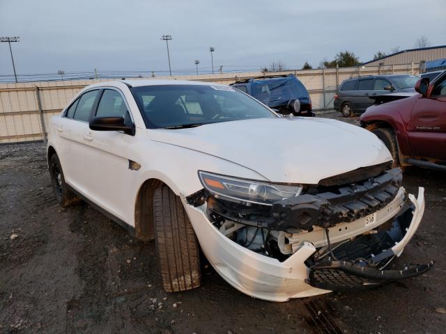 FORD TAURUS POL 2018 1fahp2l89jg141420