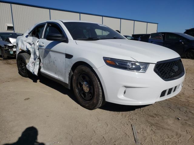 FORD TAURUS POL 2018 1fahp2mk0jg133653