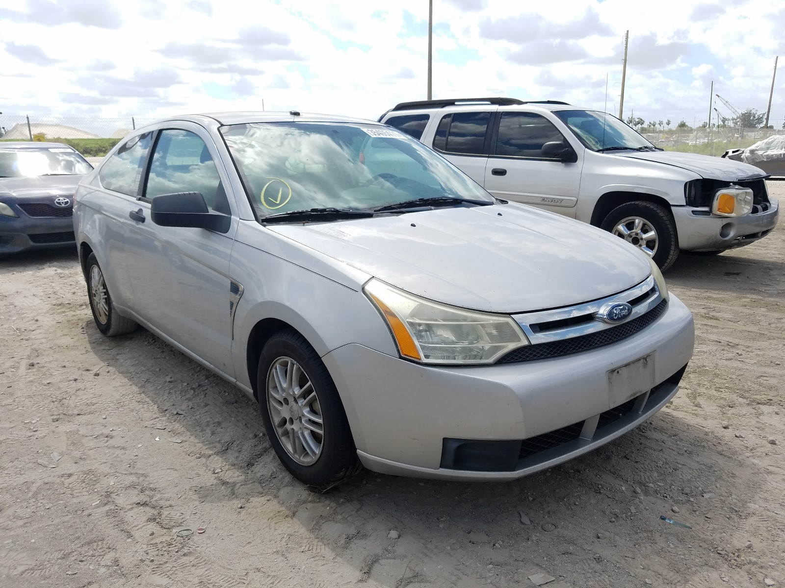 FORD FOCUS SE 2008 1fahp33nx8w261643