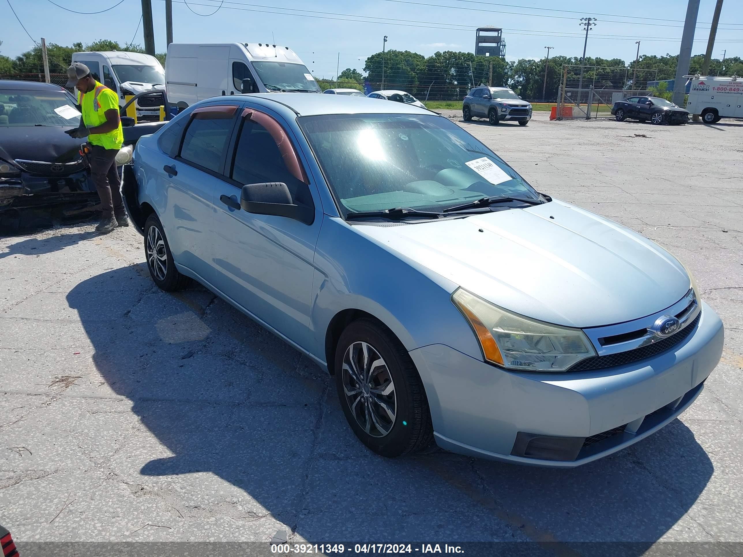 FORD FOCUS 2008 1fahp34n68w212003