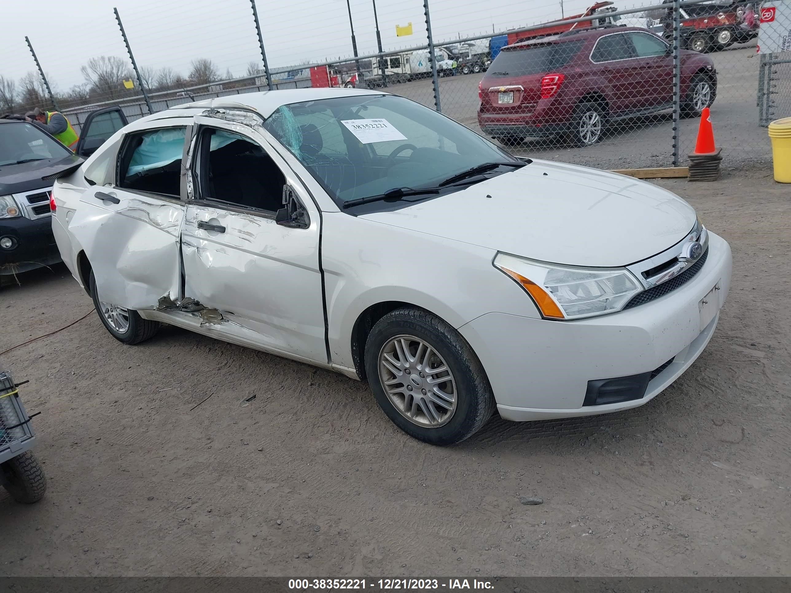 FORD FOCUS 2009 1fahp35n99w209533