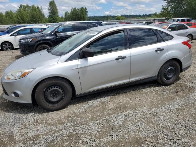 FORD FOCUS 2012 1fahp3e22cl218489