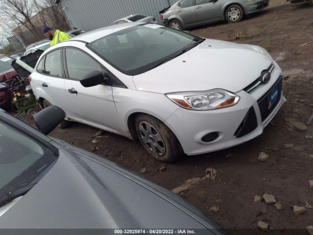 FORD FOCUS 2012 1fahp3e2xcl319456