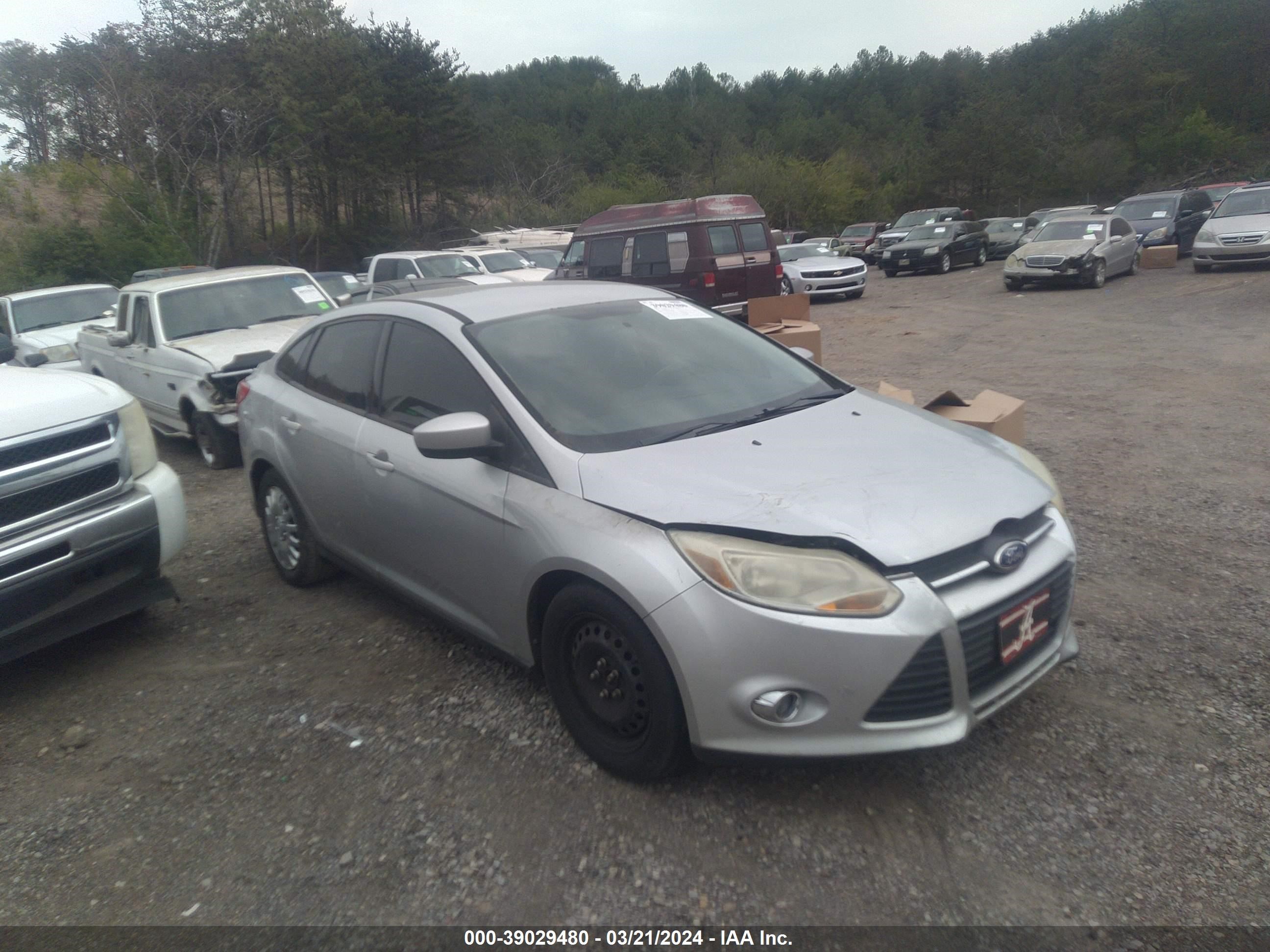 FORD FOCUS 2012 1fahp3f28cl197873