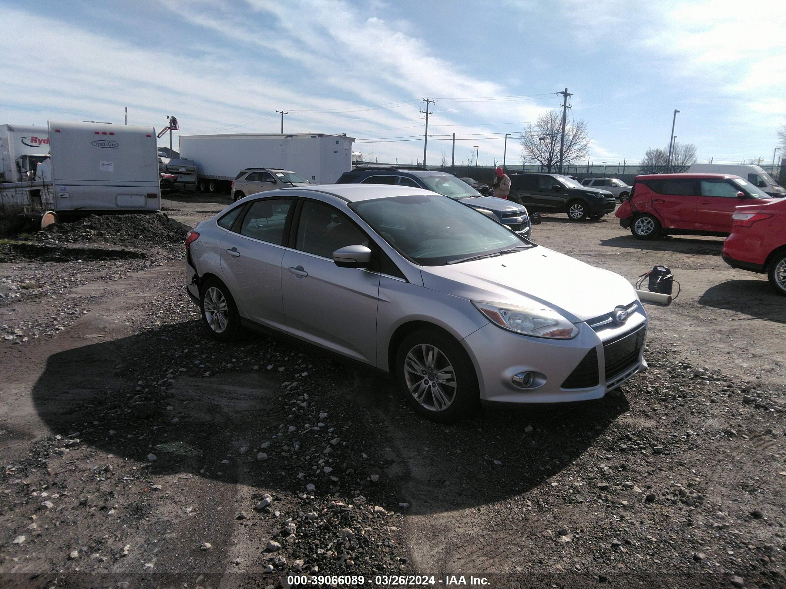 FORD FOCUS 2012 1fahp3h22cl393899