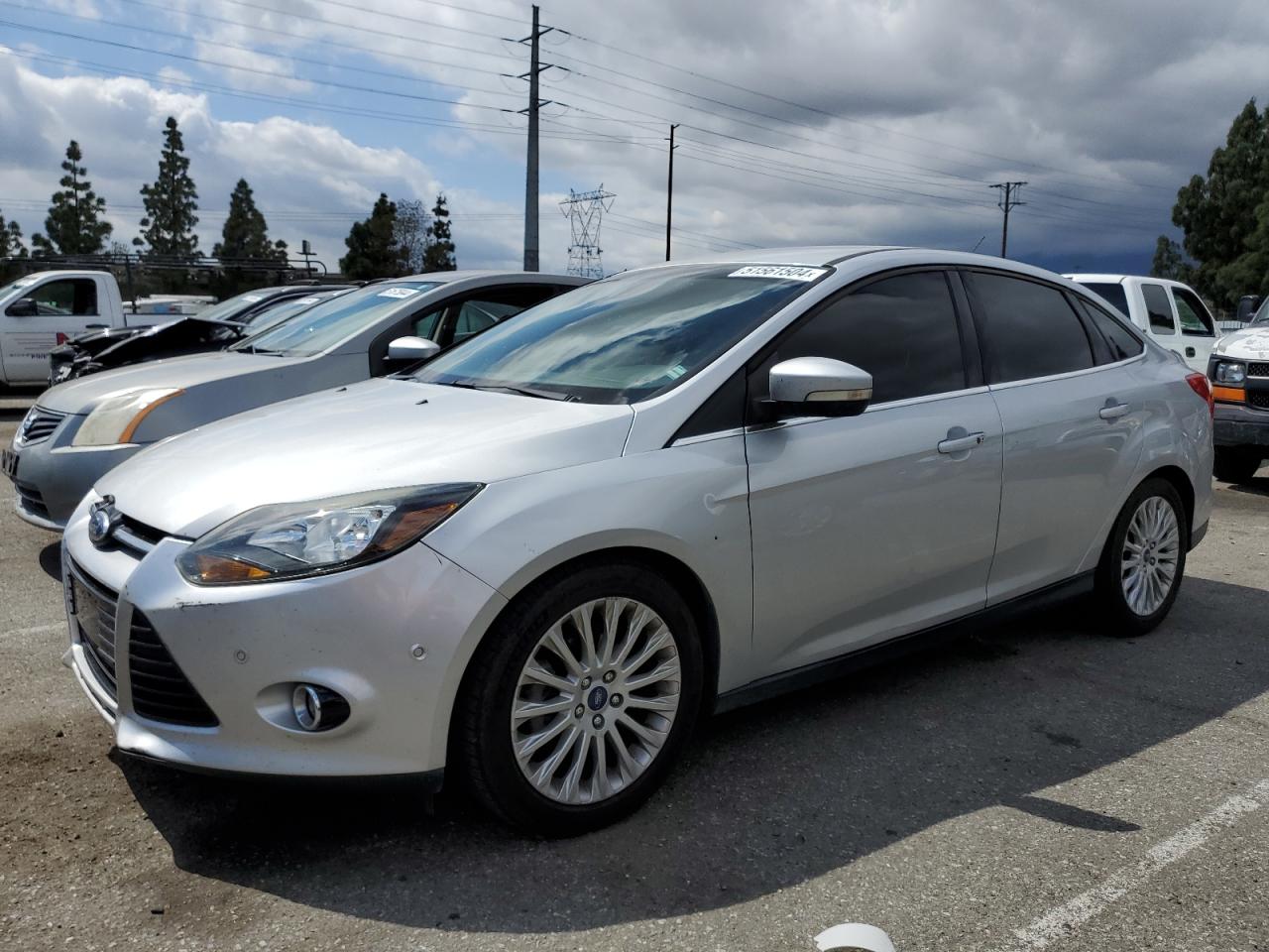 FORD FOCUS 2012 1fahp3j28cl285281