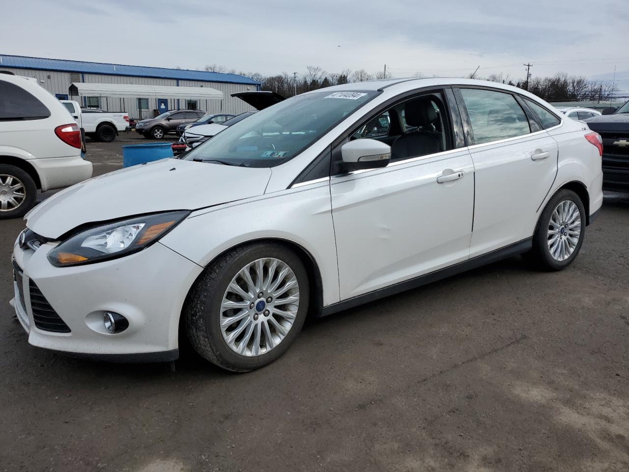 FORD FOCUS 2012 1fahp3j28cl380780