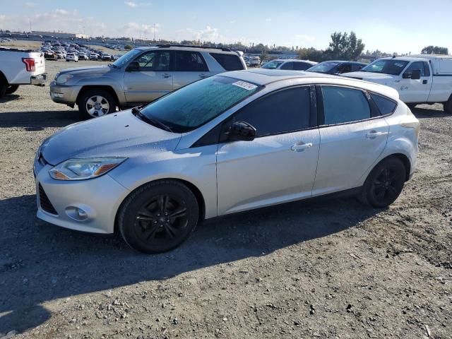 FORD FOCUS SE 2012 1fahp3k26cl268106