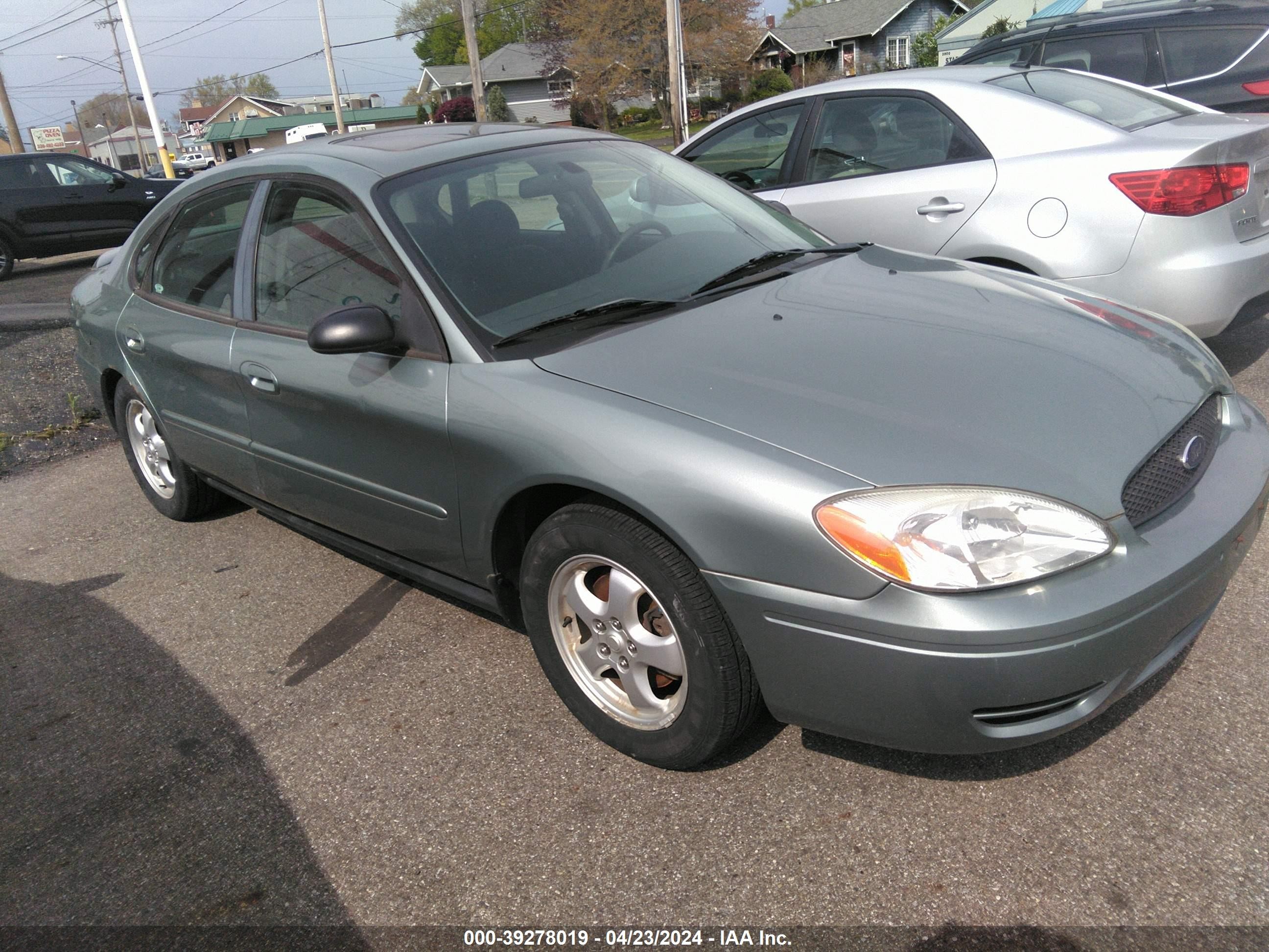 FORD TAURUS 2005 1fahp53245a208480