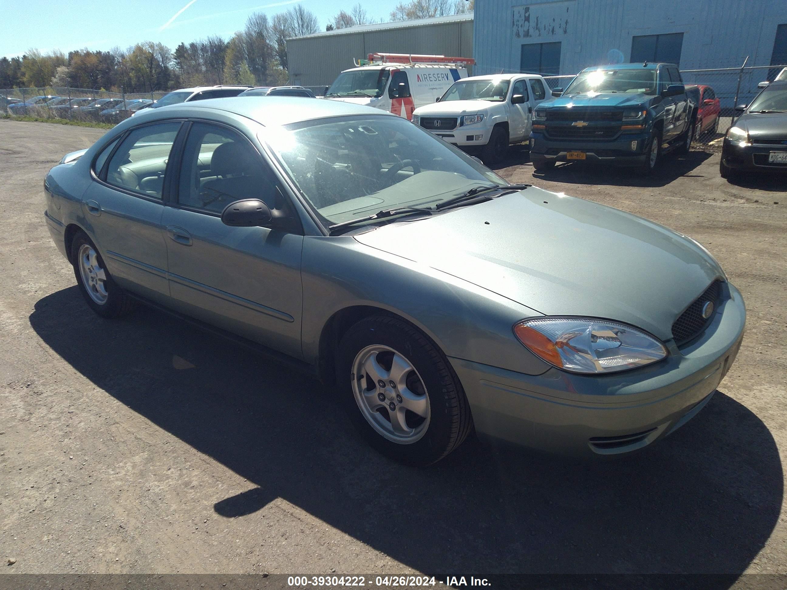 FORD TAURUS 2005 1fahp53245a272132