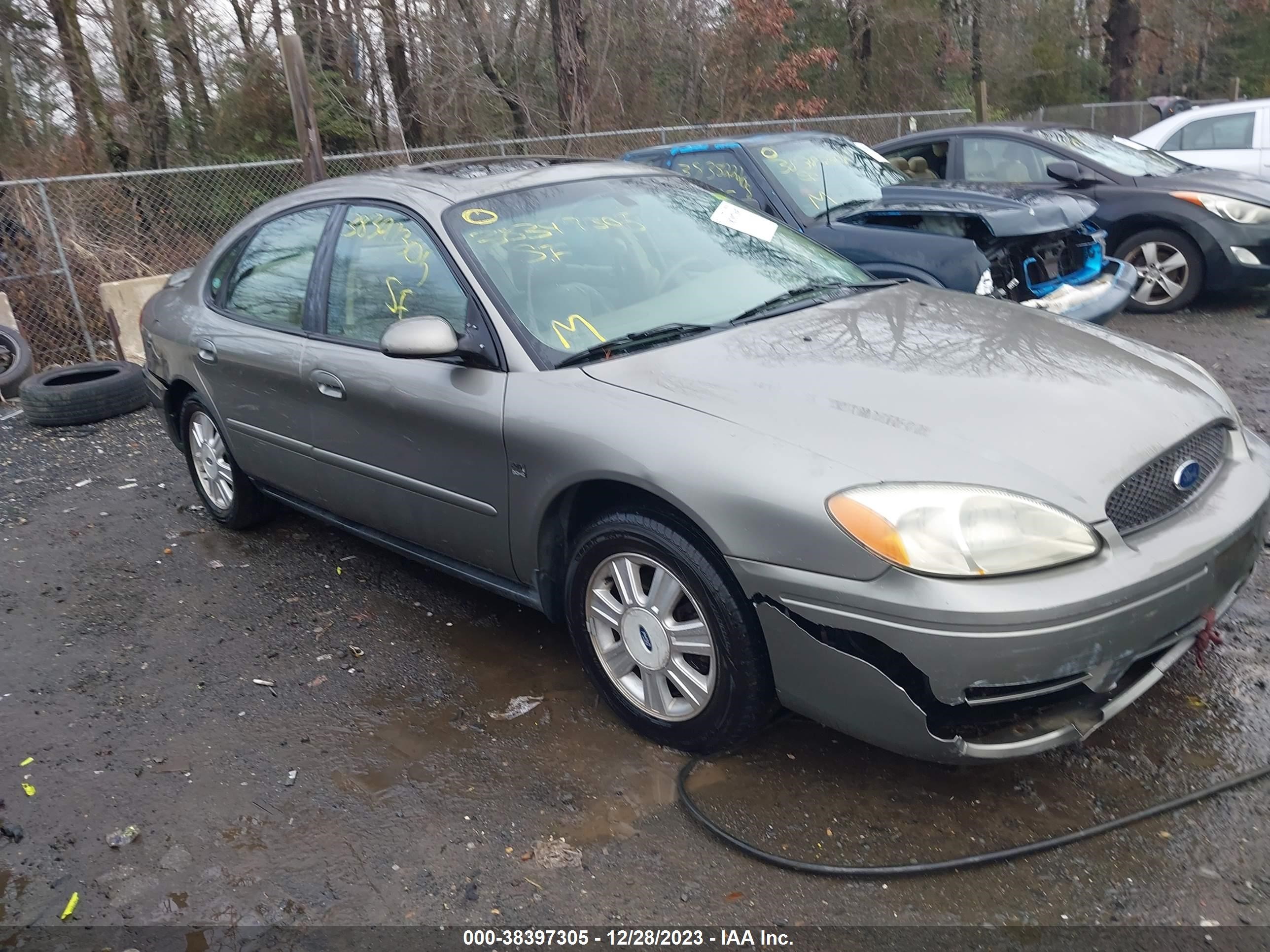 FORD TAURUS 2004 1fahp56s44g167632