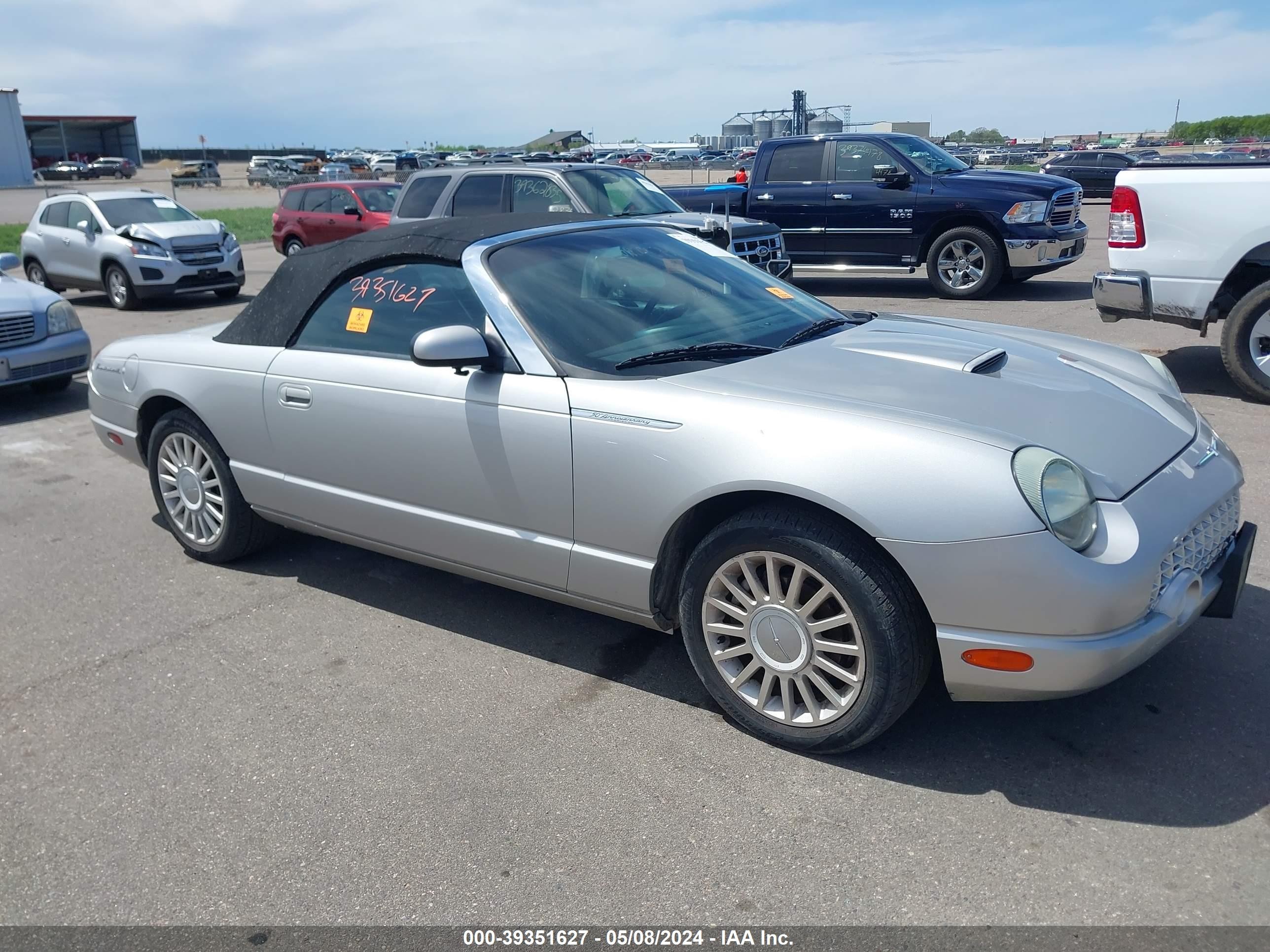 FORD THUNDERBIRD 2005 1fahp60a35y106287