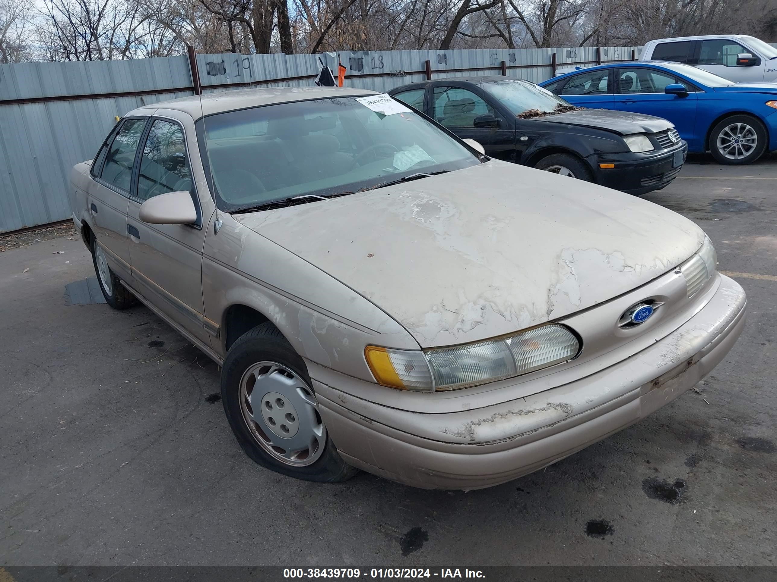 FORD TAURUS 1993 1falp5246pg226797