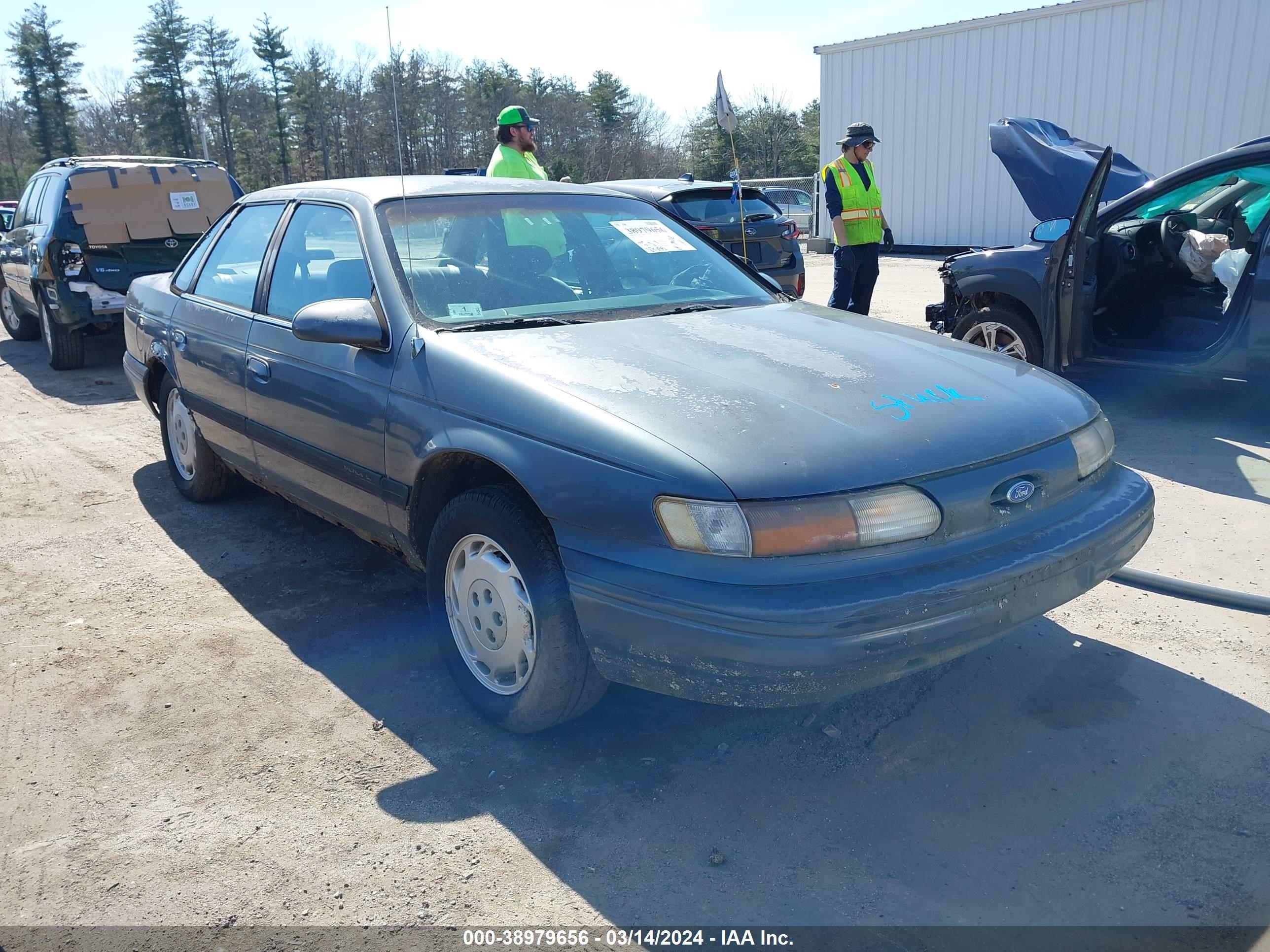 FORD TAURUS 1994 1falp52u1ra184271