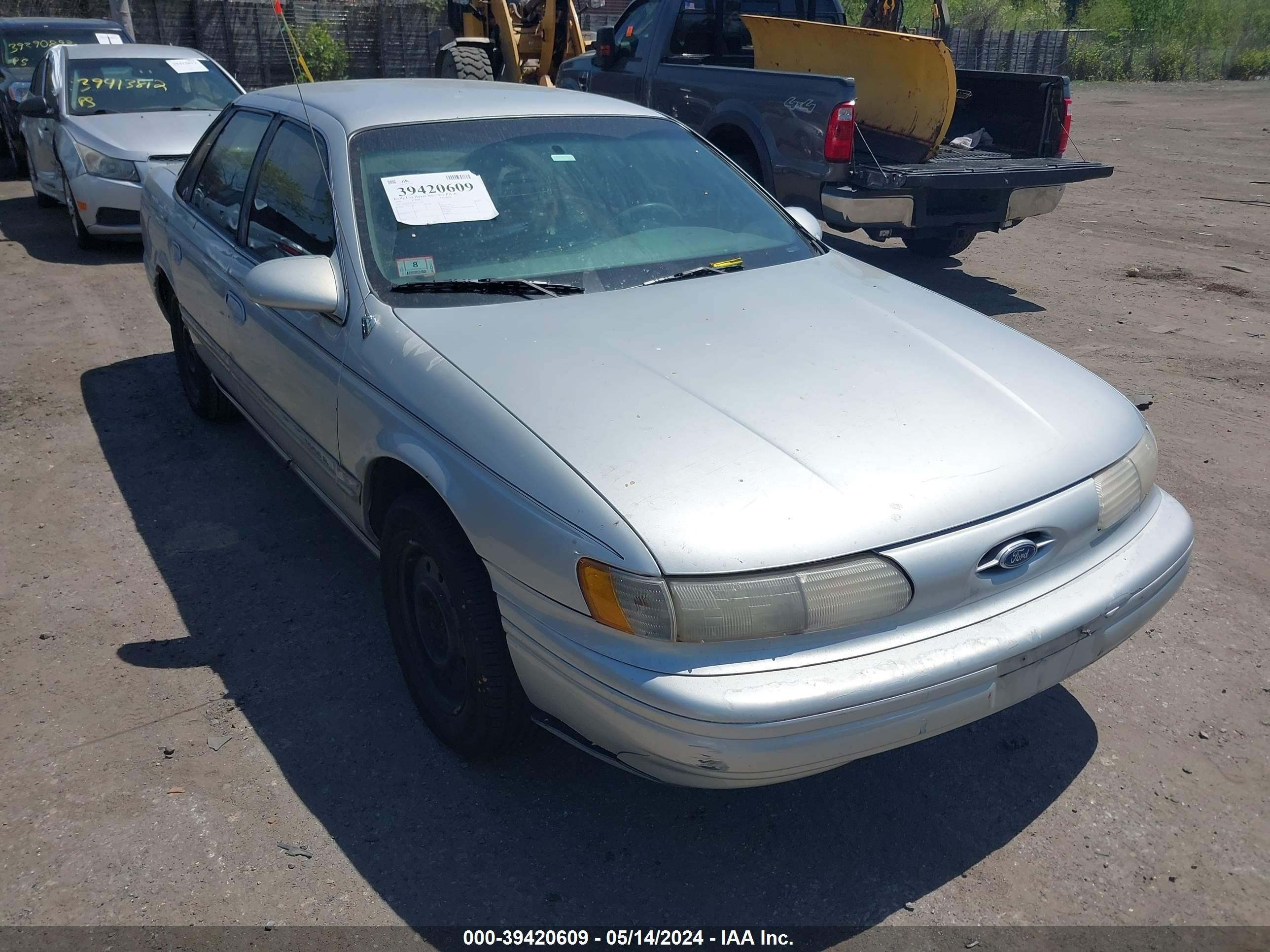 FORD TAURUS 1995 1falp52u9sg213597