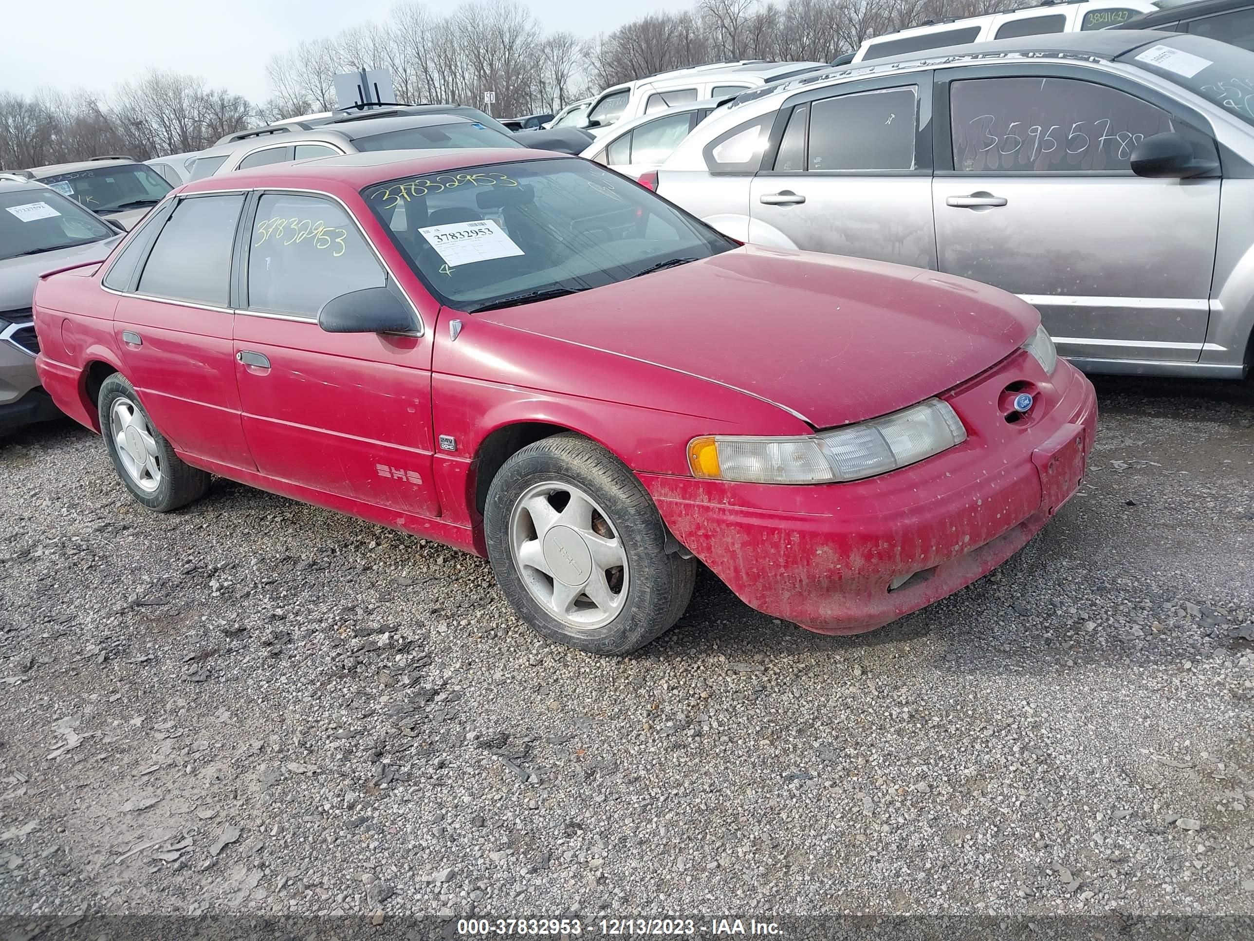 FORD TAURUS 1993 1falp54p0pa271549