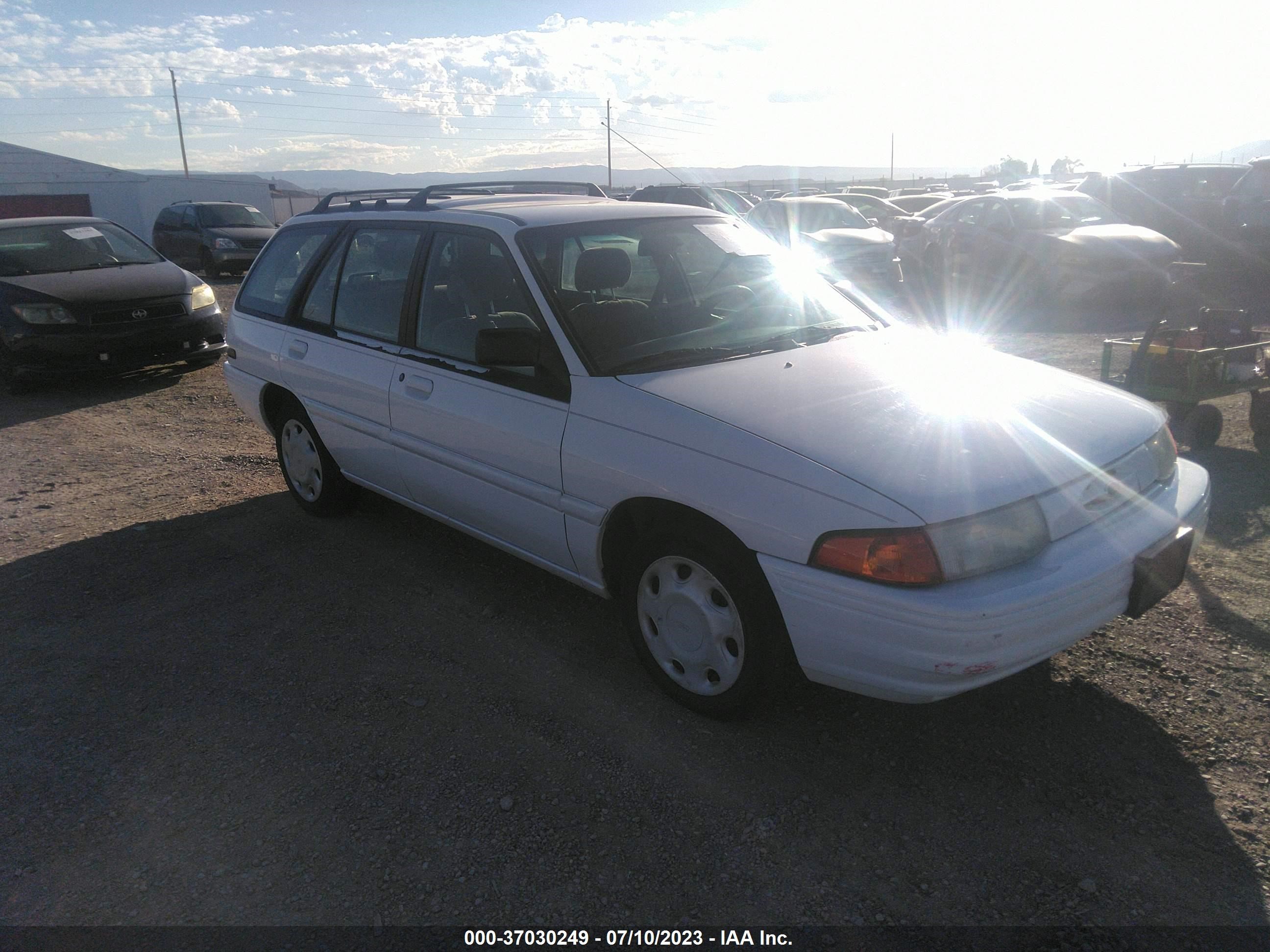 FORD ESCORT 1996 1fasp15j9tw102139