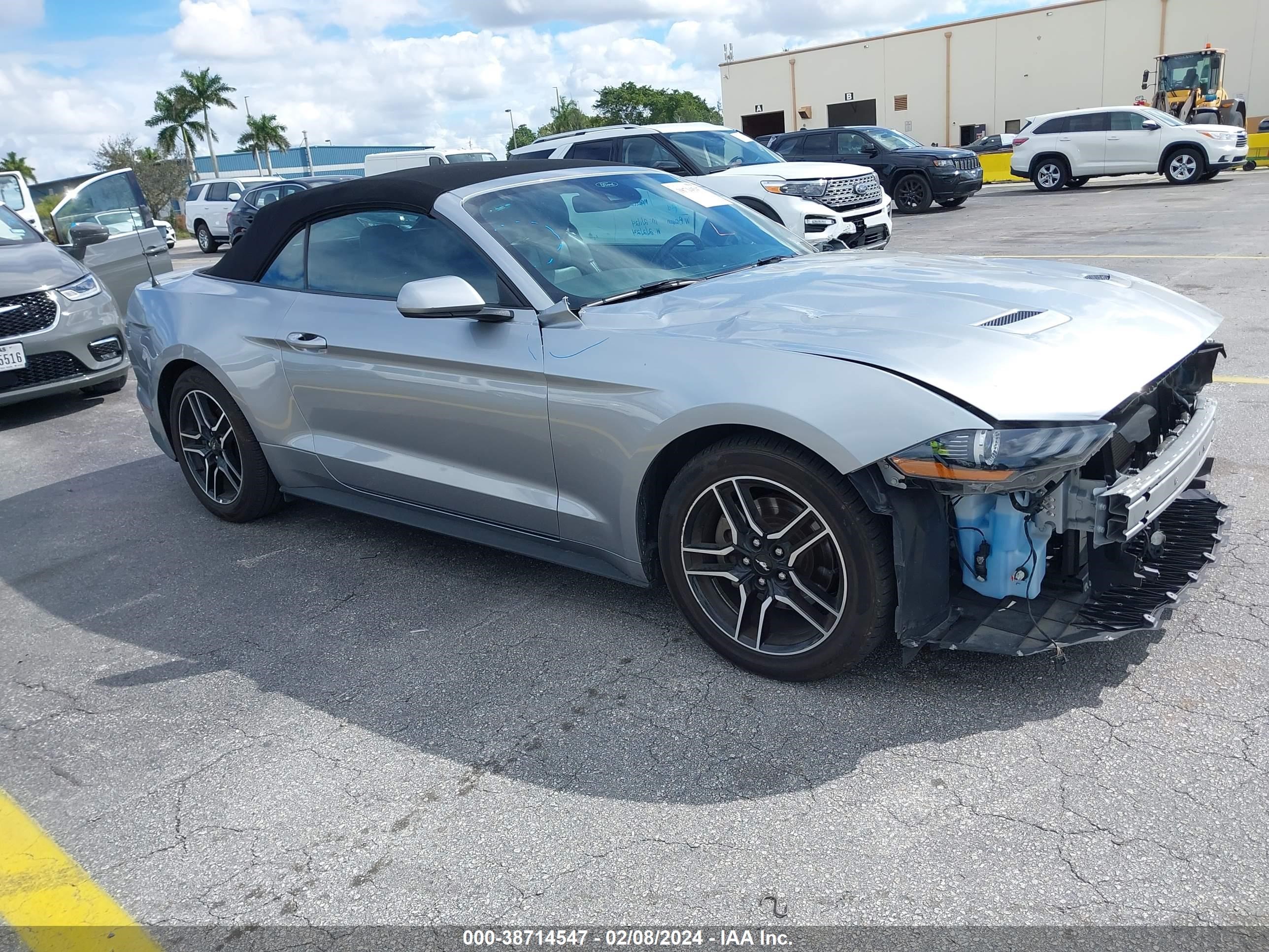 FORD MUSTANG 2022 1fatp8uh9n5124372