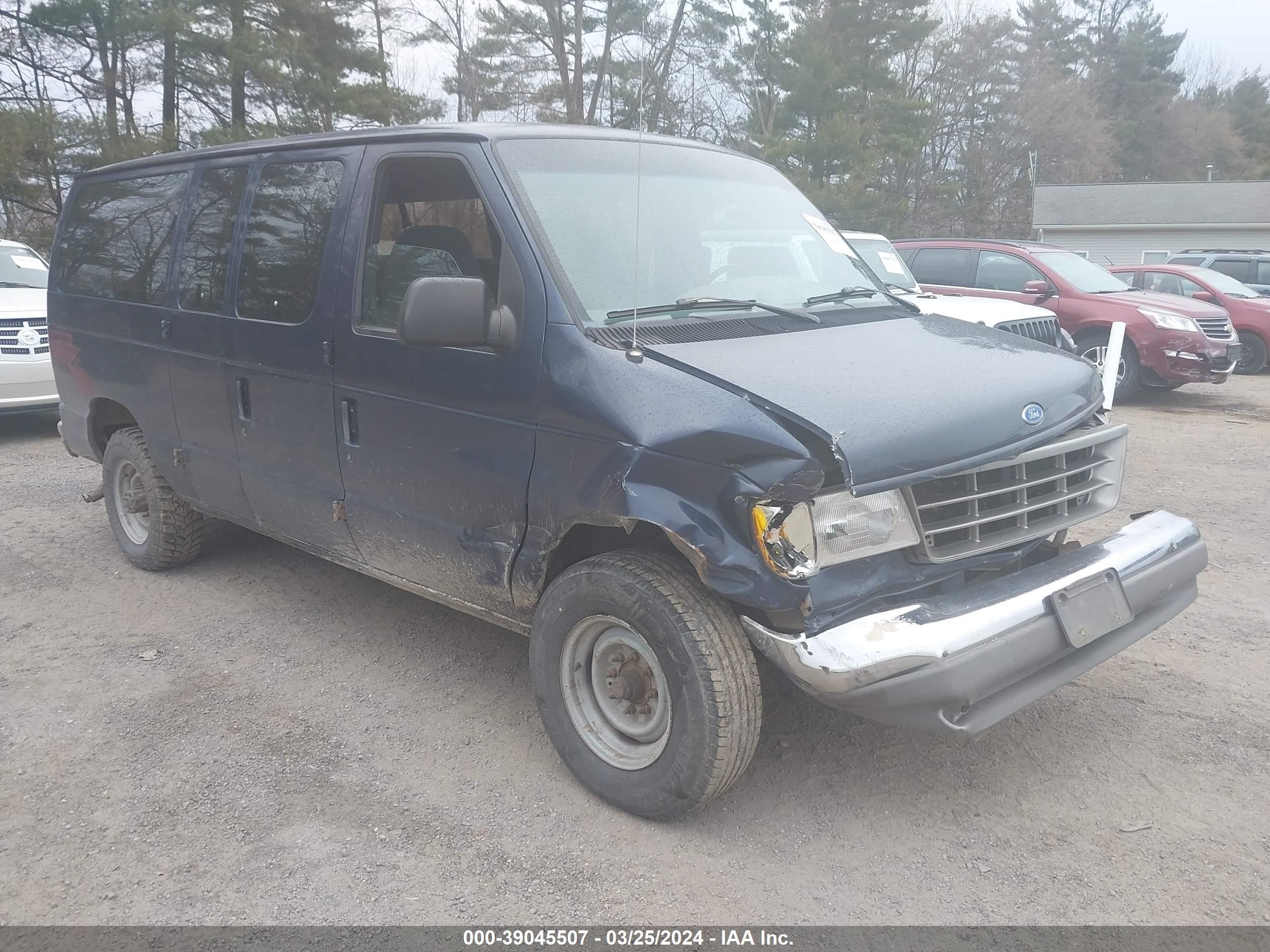 FORD ECONOLINE 1995 1fbhe31hxshb42200