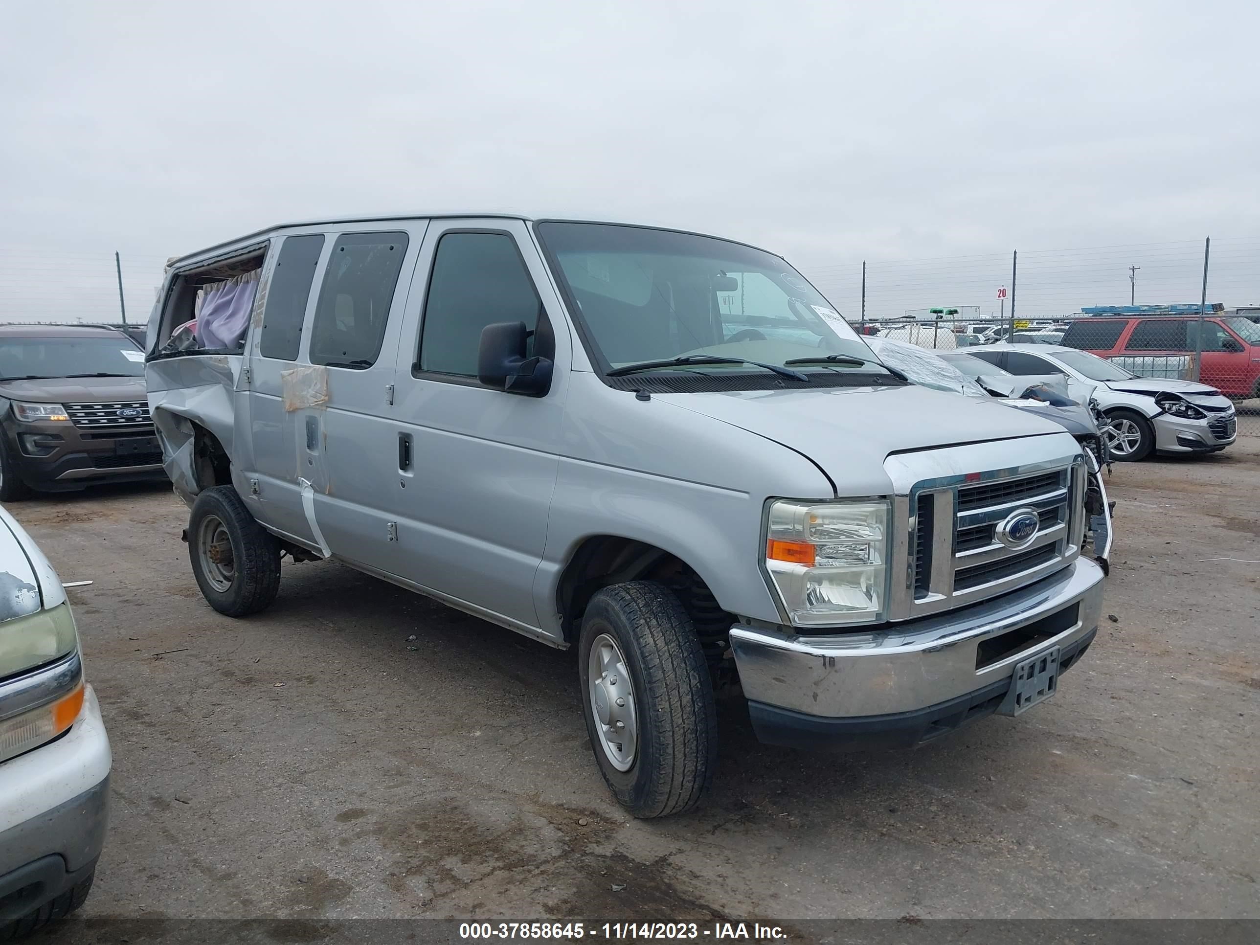 FORD ECONOLINE 2008 1fbne31l58db39521