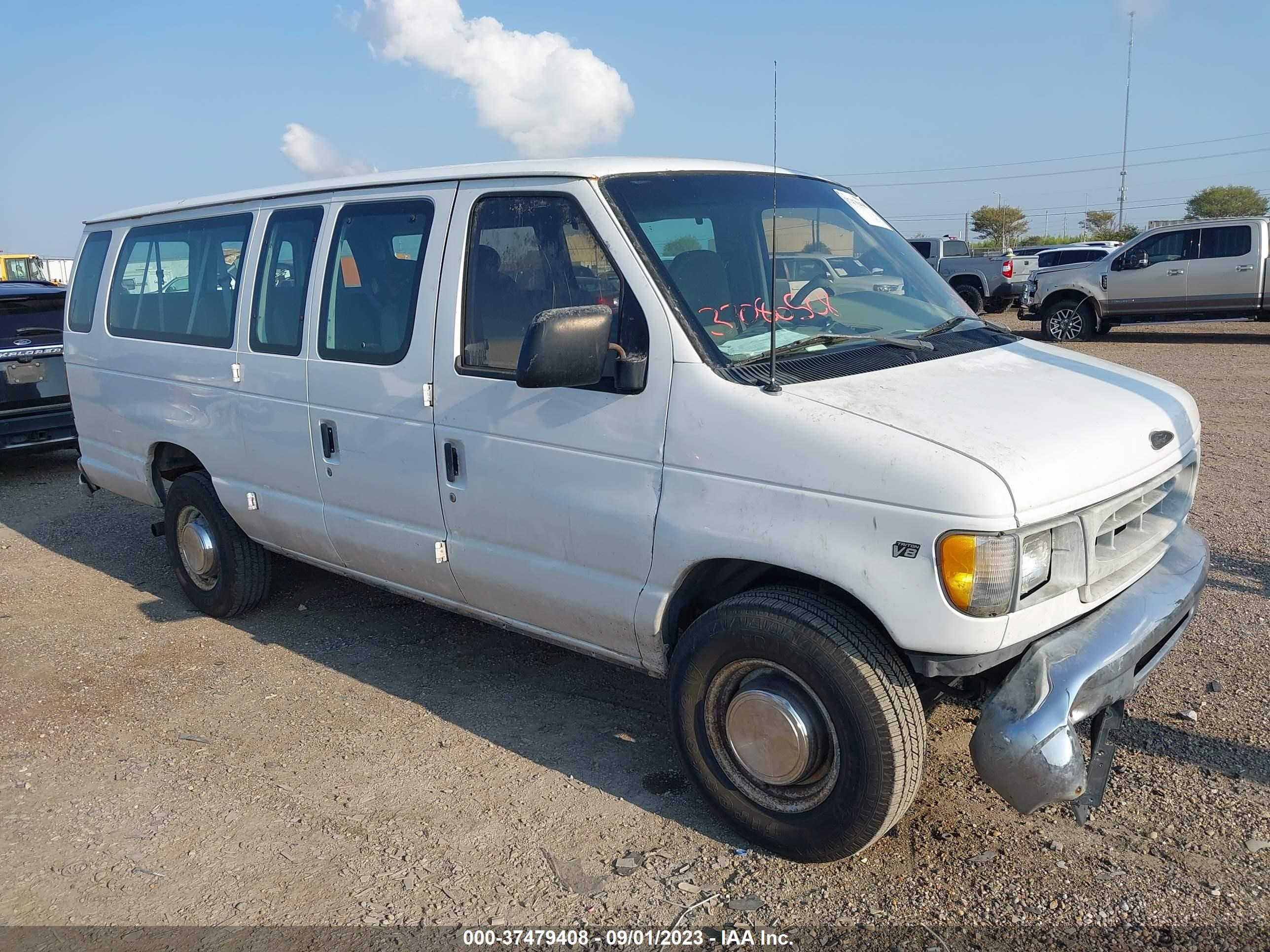 FORD ECONOLINE 2002 1fbss31l02hb59686